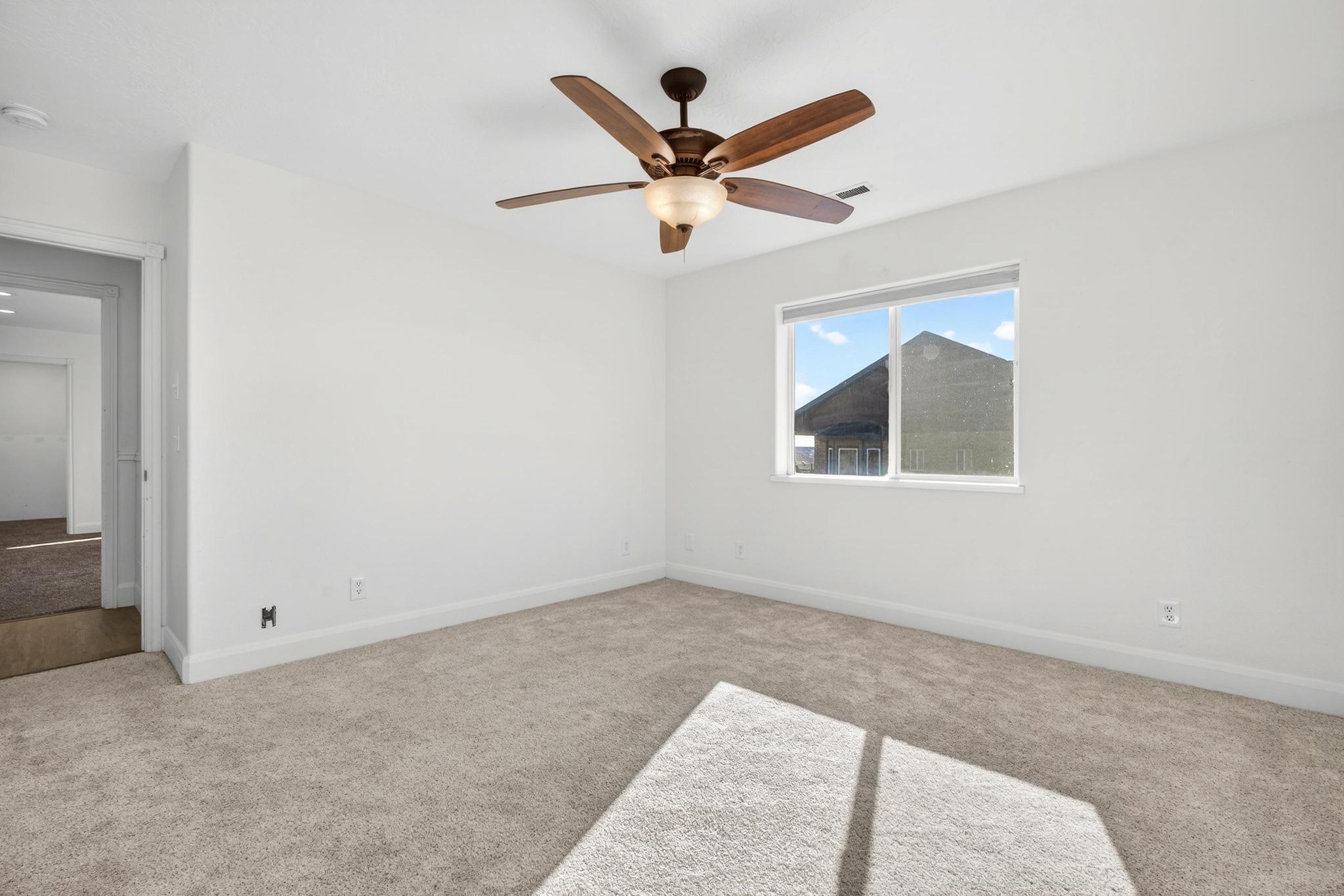 SHORT CREEK - Residential