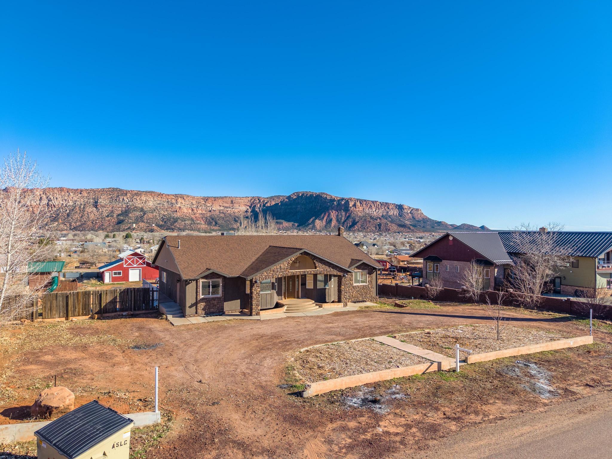 SHORT CREEK - Residential