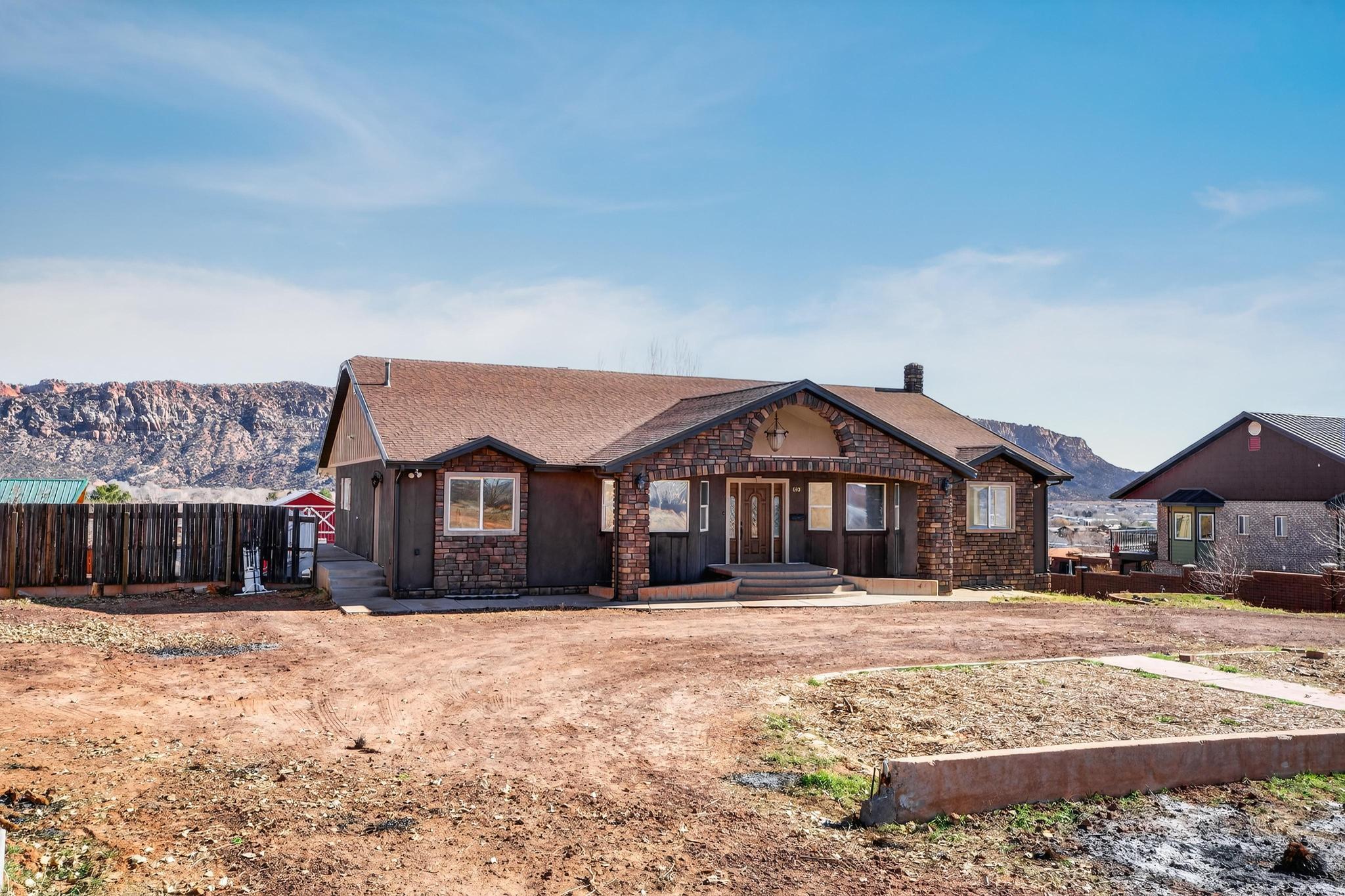 SHORT CREEK - Residential