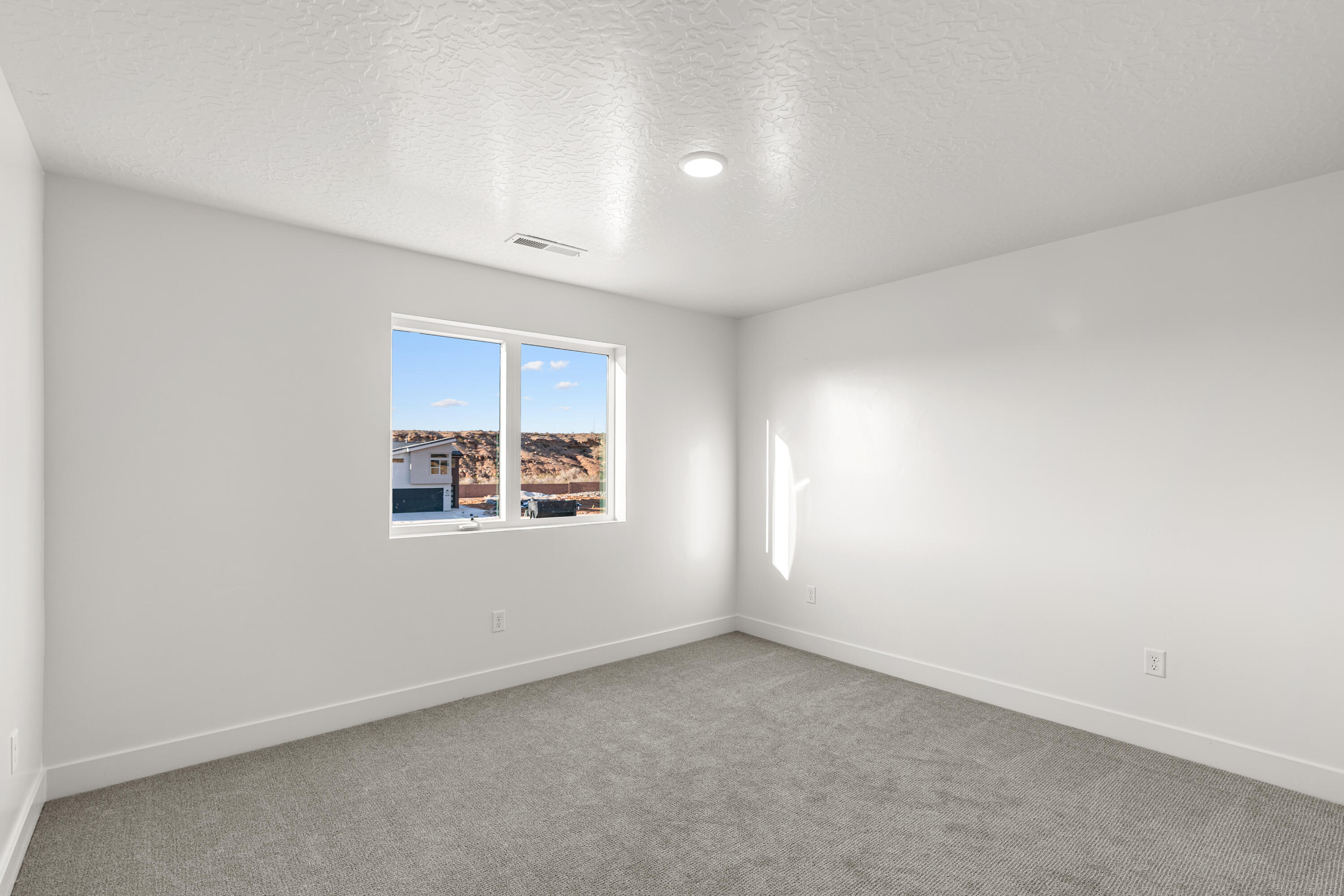 DESERT REFLECTION - Residential