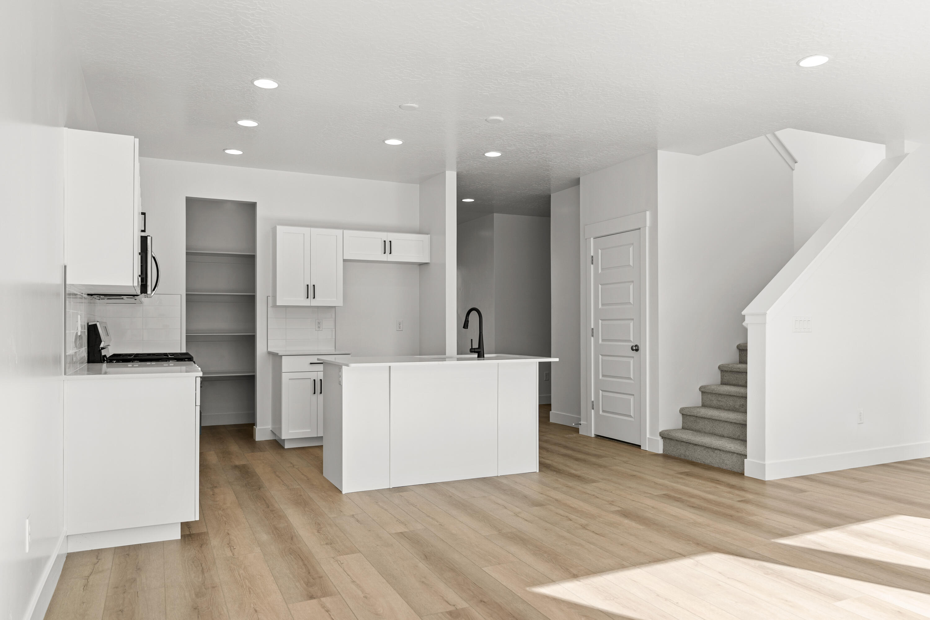 DESERT REFLECTION - Residential