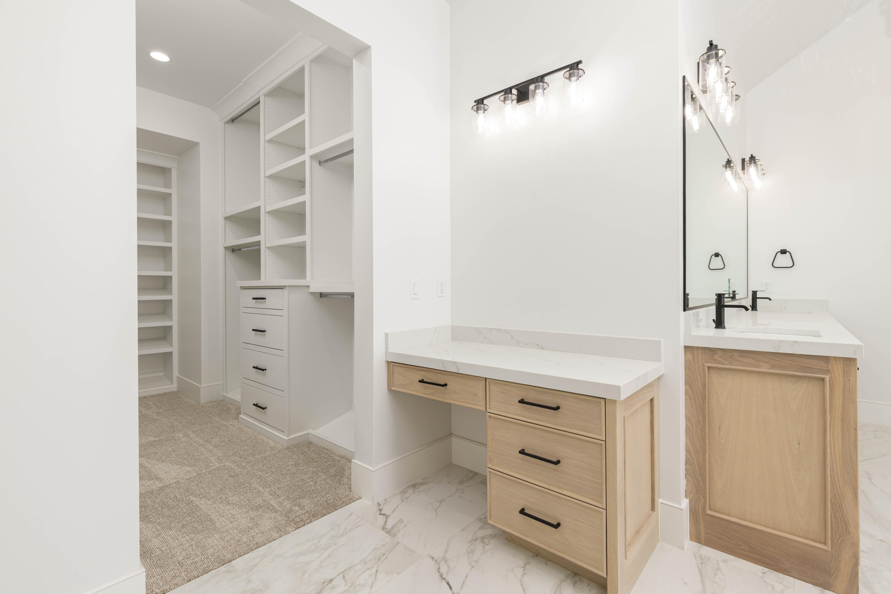 FIELDSTONE - Residential