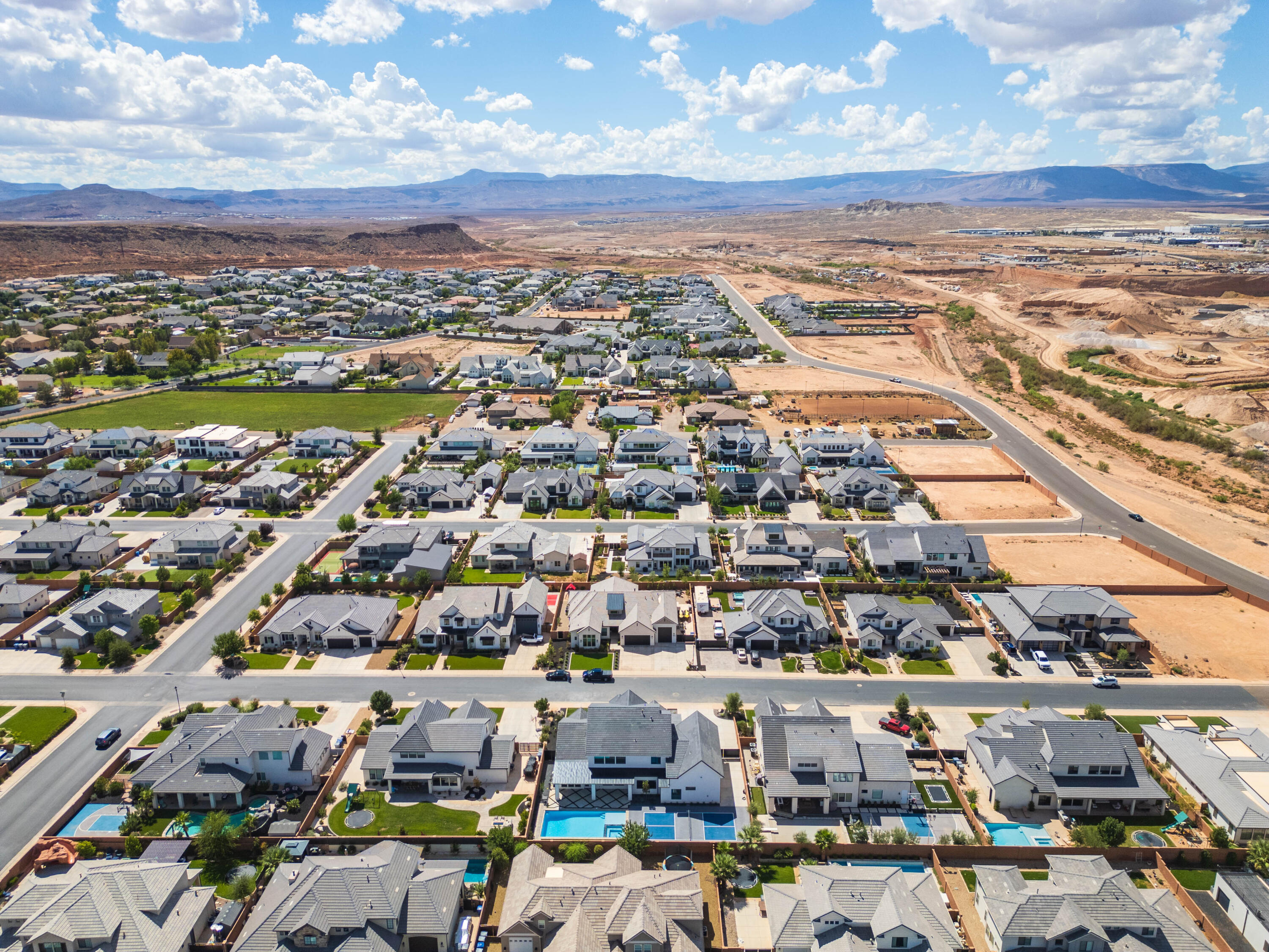 FIELDSTONE - Residential