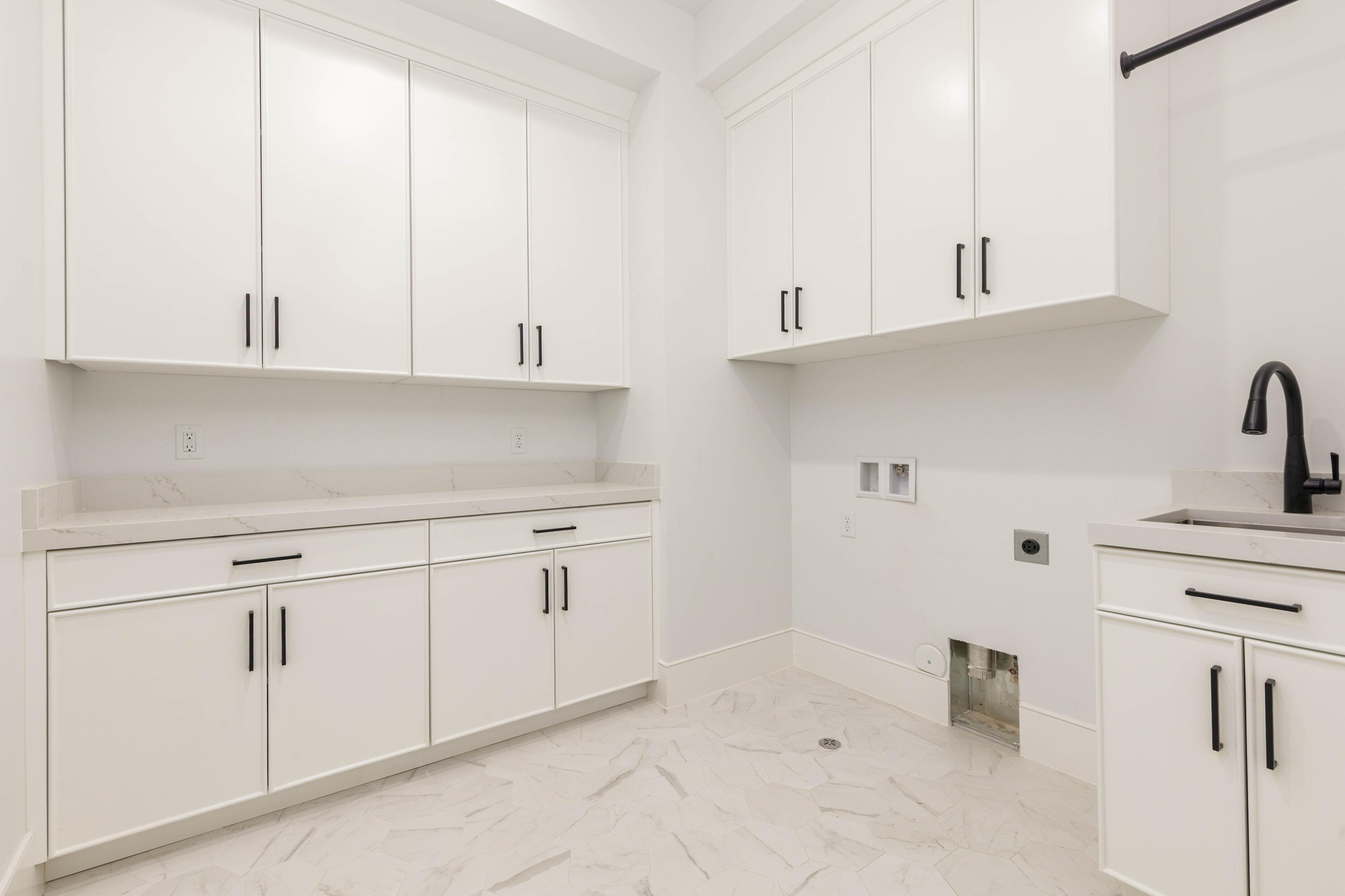 FIELDSTONE - Residential