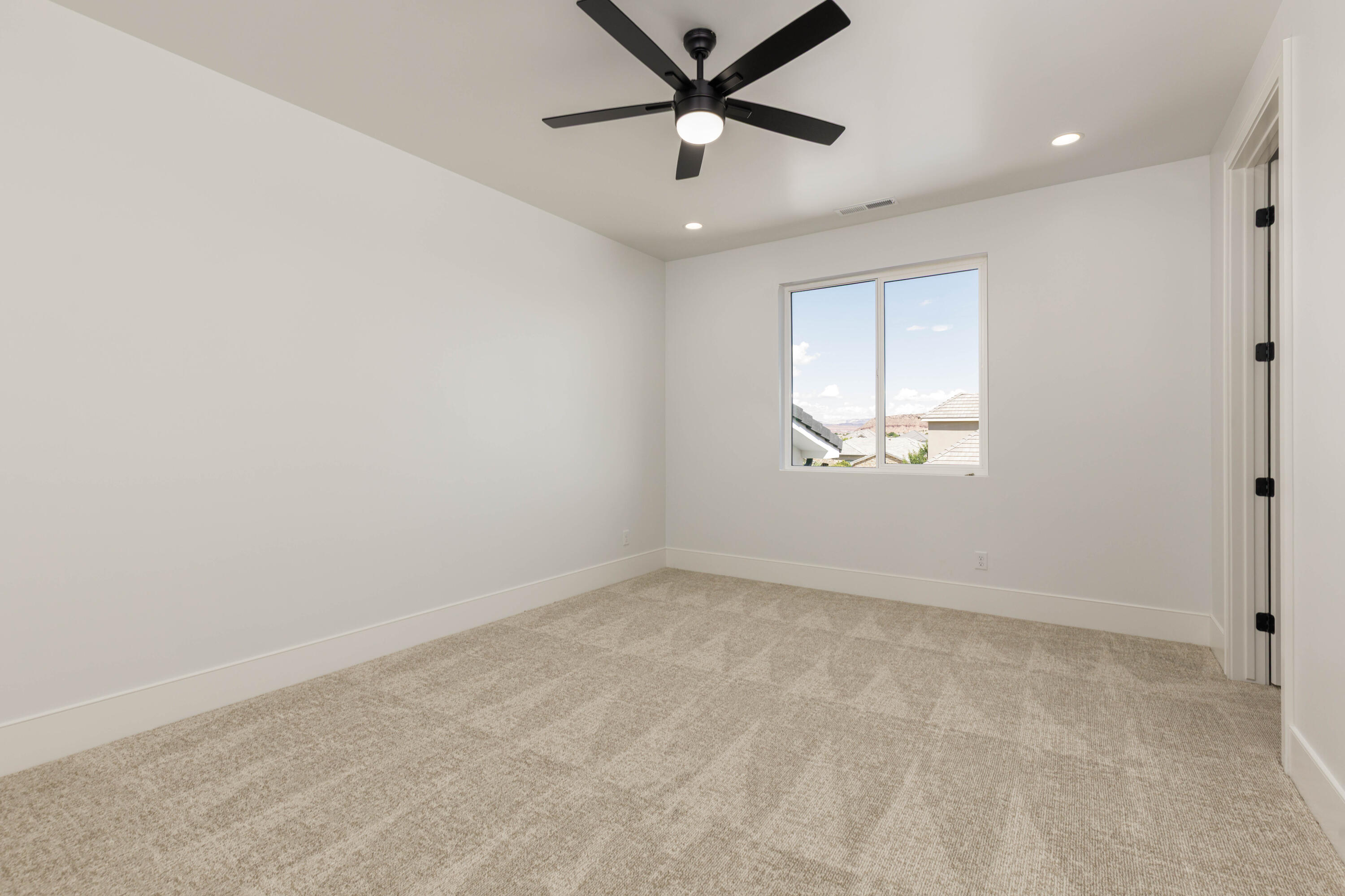 FIELDSTONE - Residential