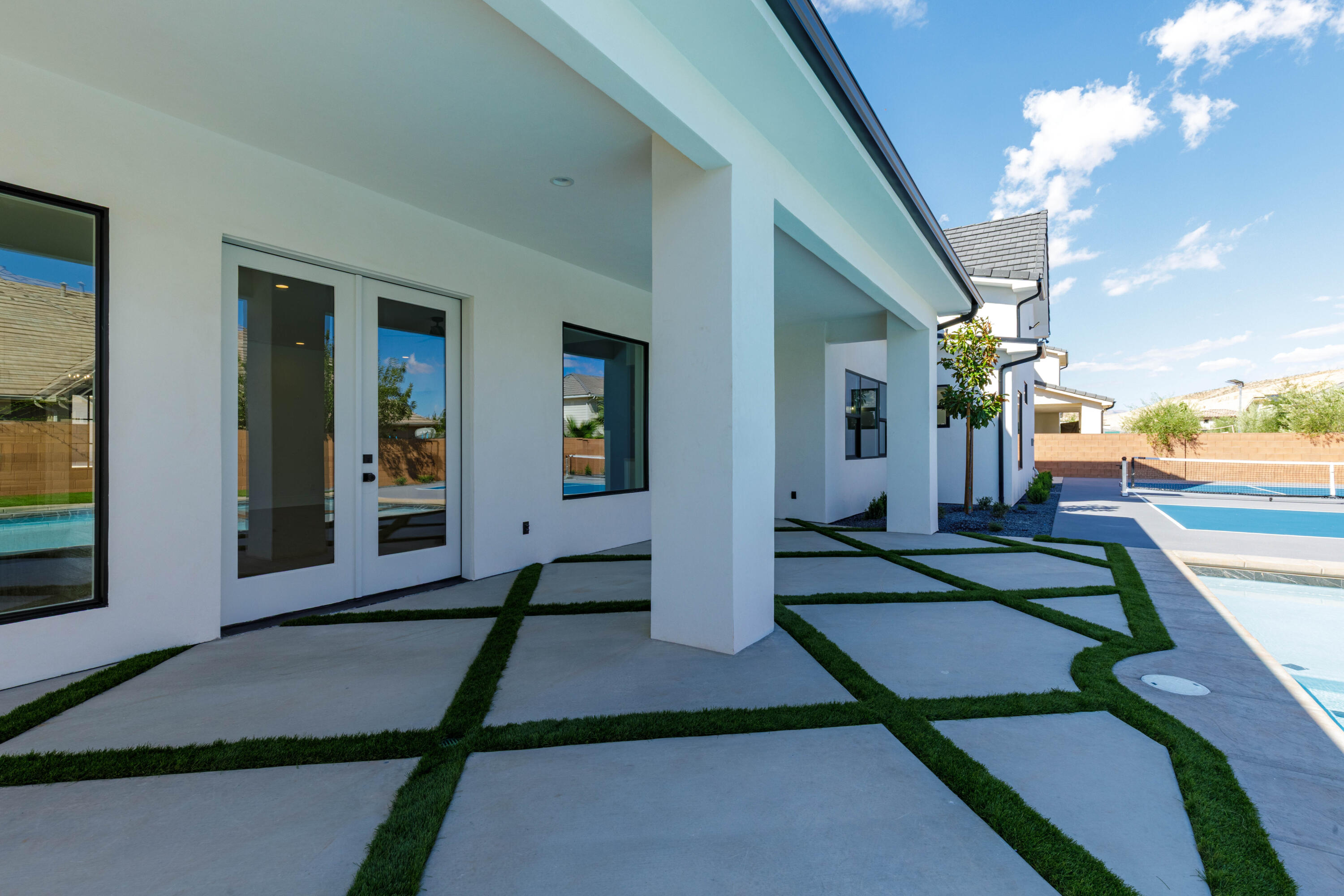 FIELDSTONE - Residential