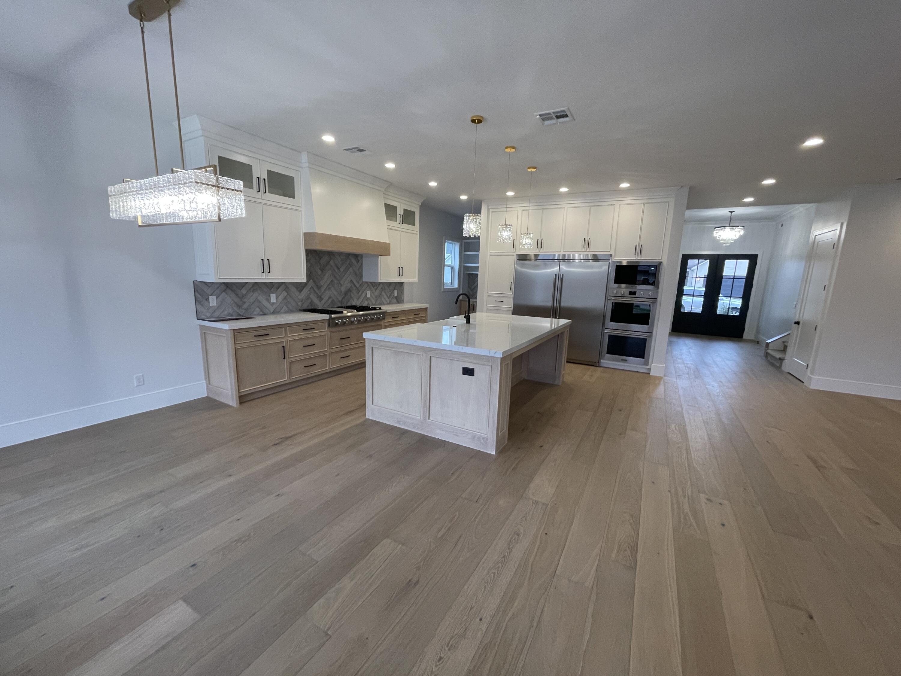 FIELDSTONE - Residential