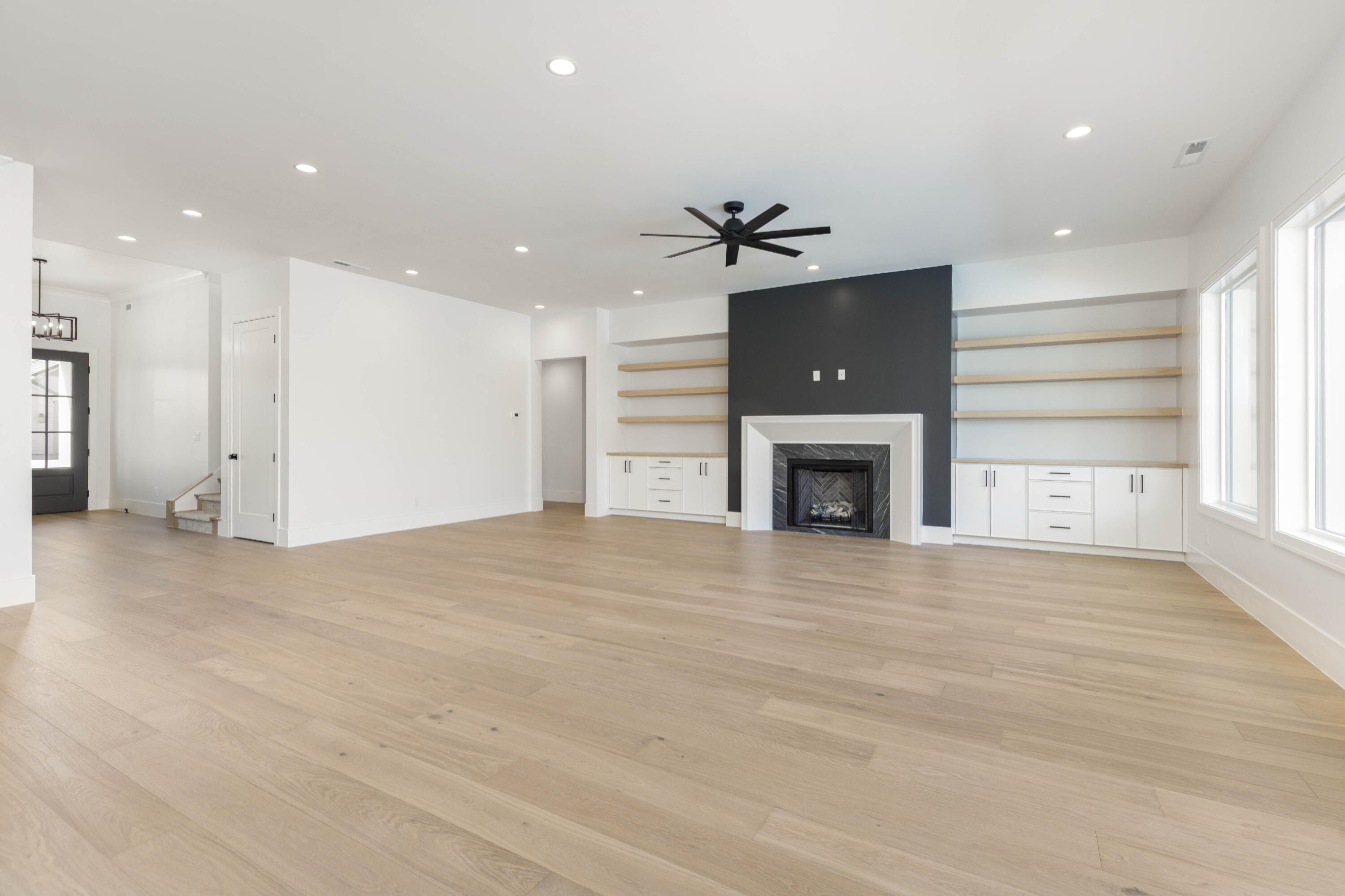 FIELDSTONE - Residential