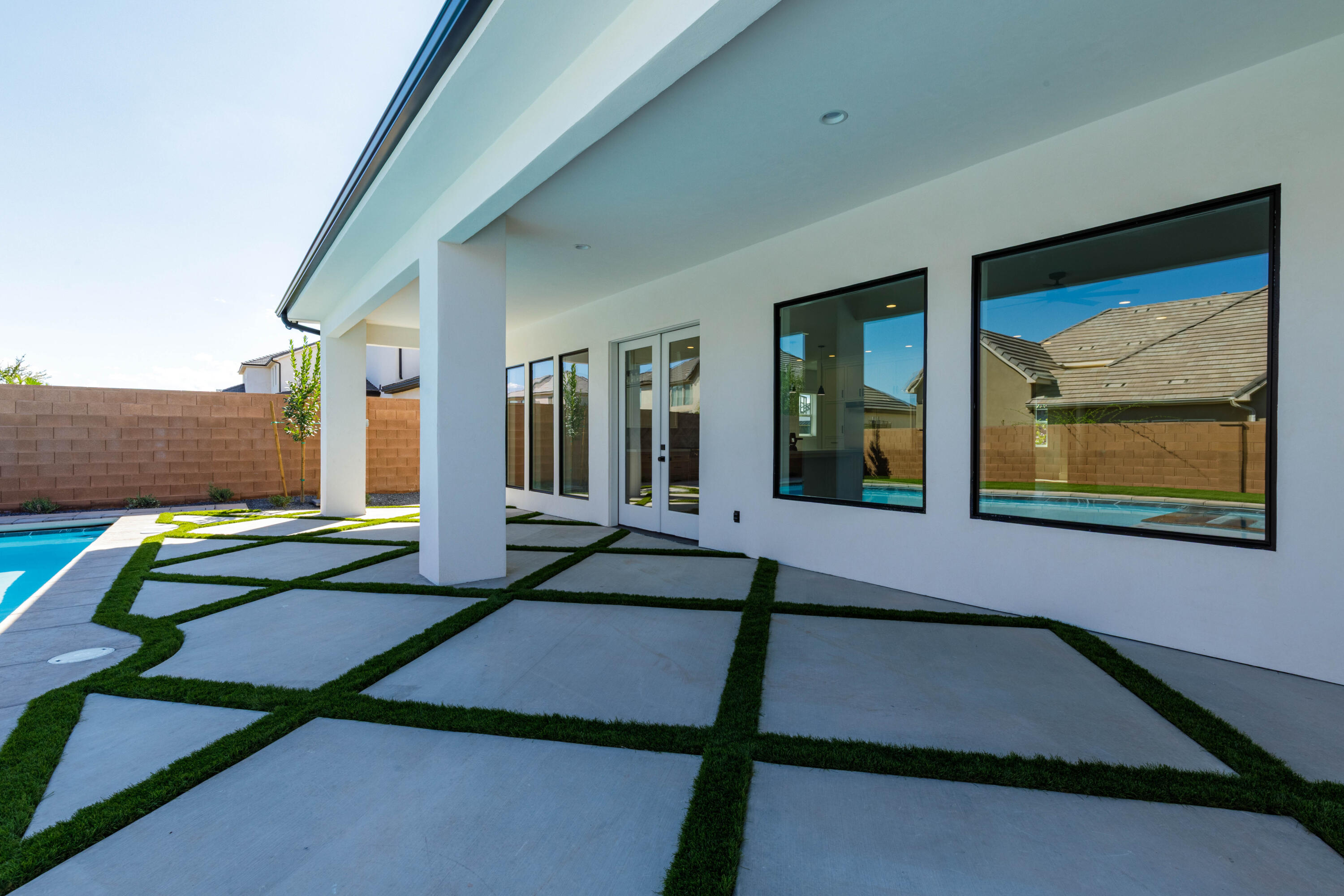 FIELDSTONE - Residential