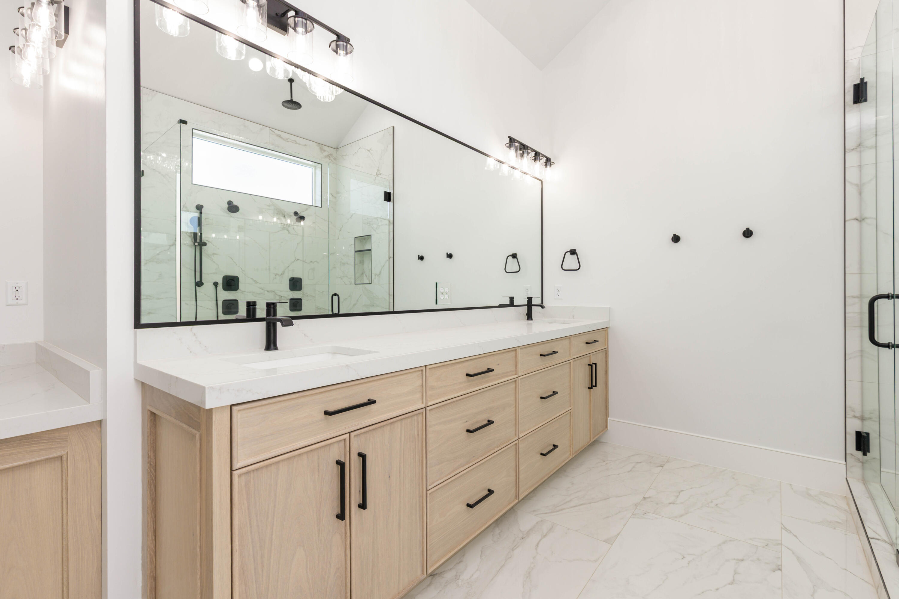 FIELDSTONE - Residential