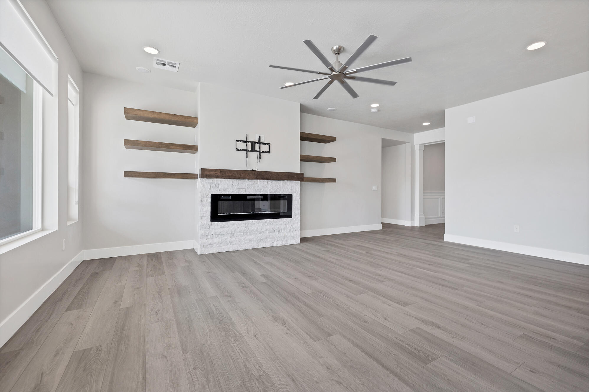 DIXIE SPRINGS - Residential