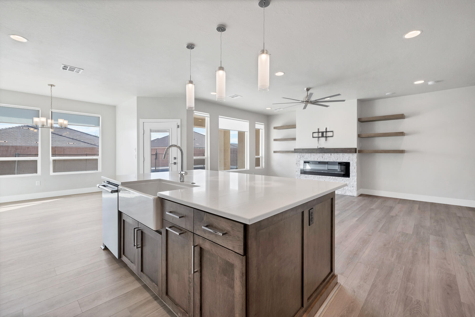 DIXIE SPRINGS - Residential