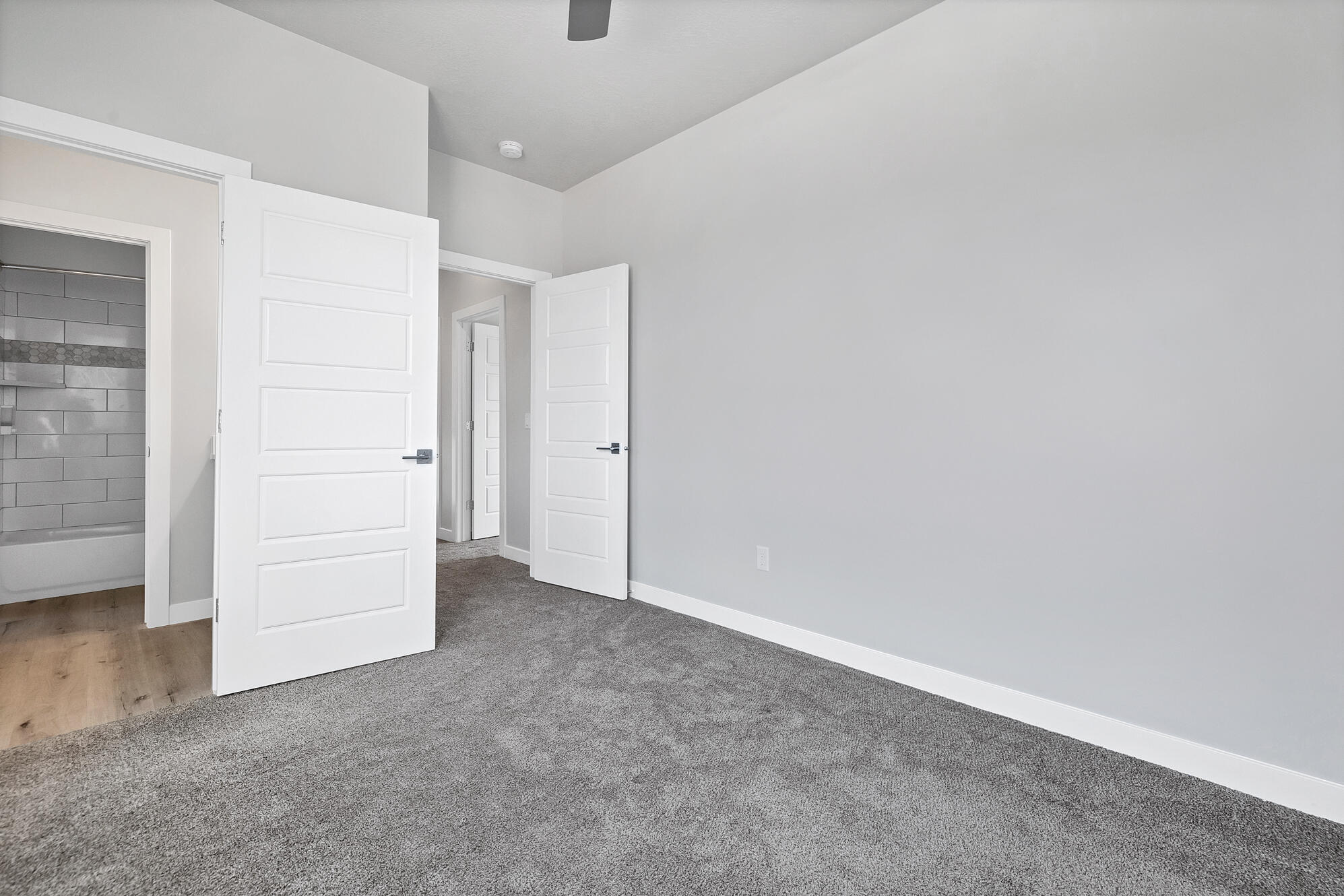 DIXIE SPRINGS - Residential