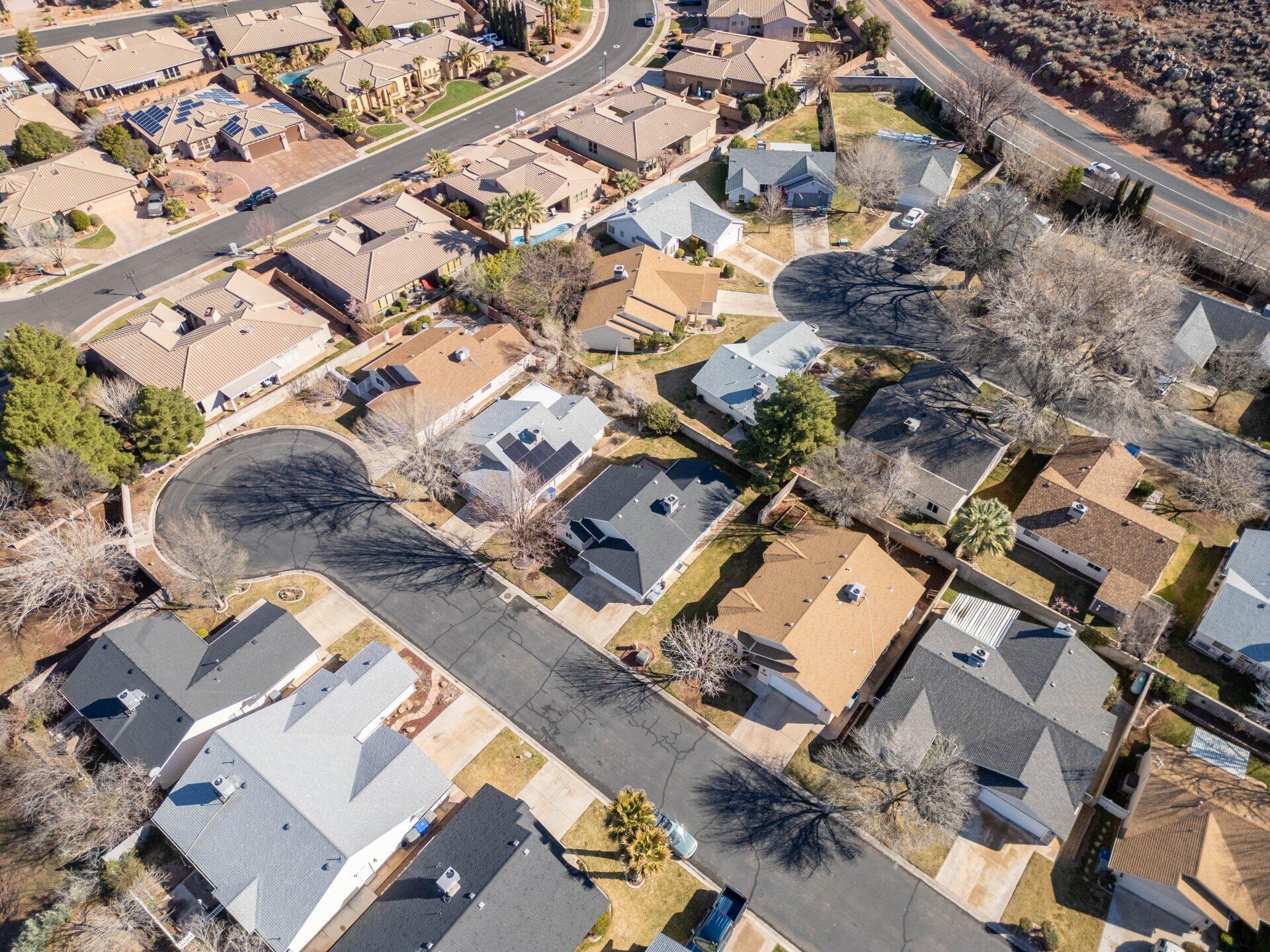 SHADOW CREEK - Residential