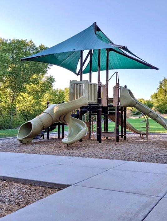 SHADOW CREEK - Residential