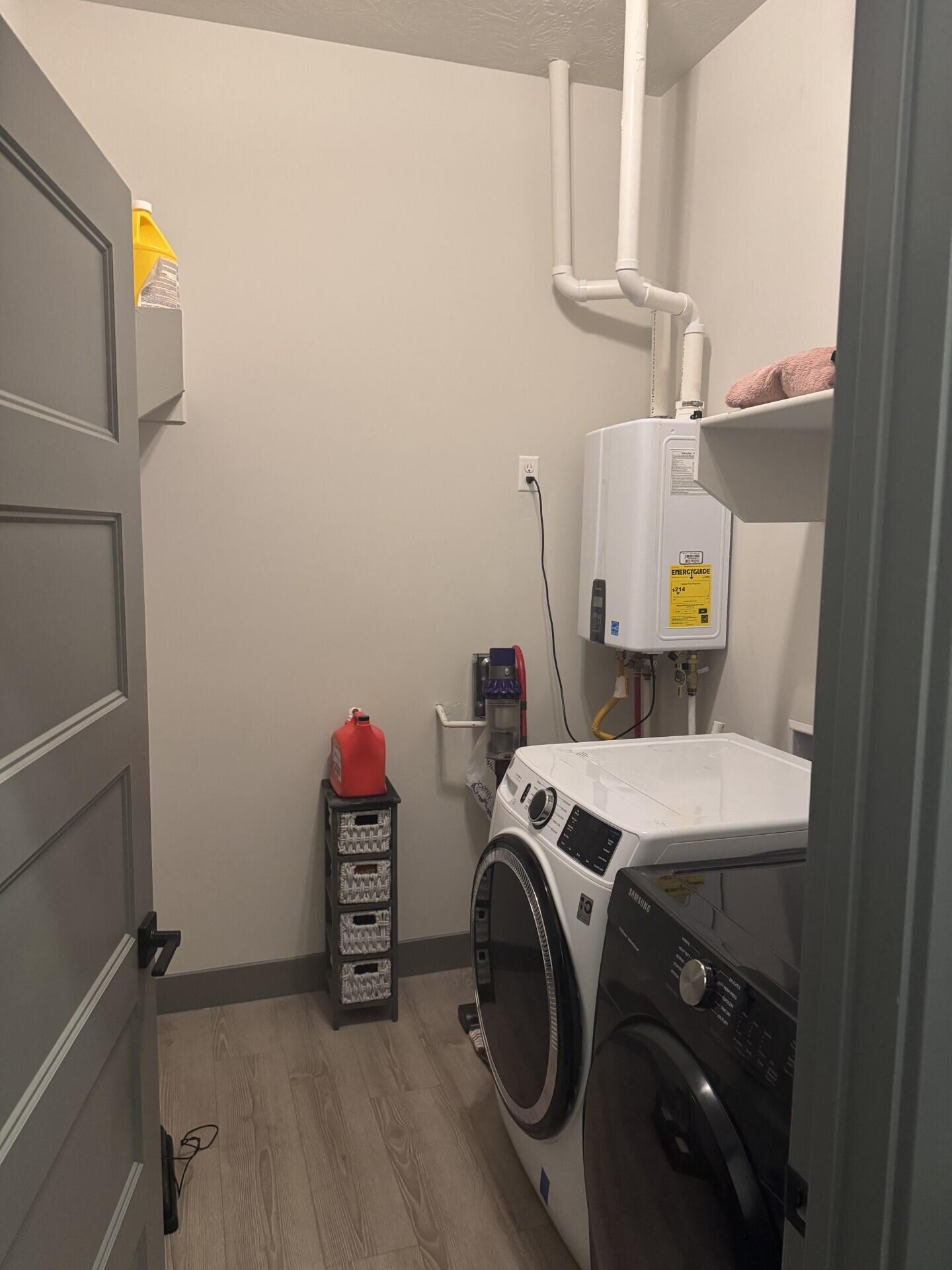 OVERLOOK AT GREEN VALLEY - Residential