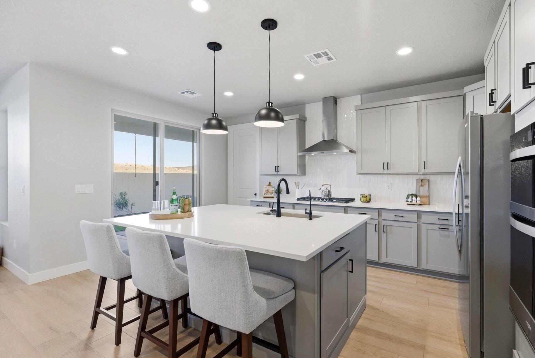 ROSALIA RIDGE AT DIVARIO - Residential