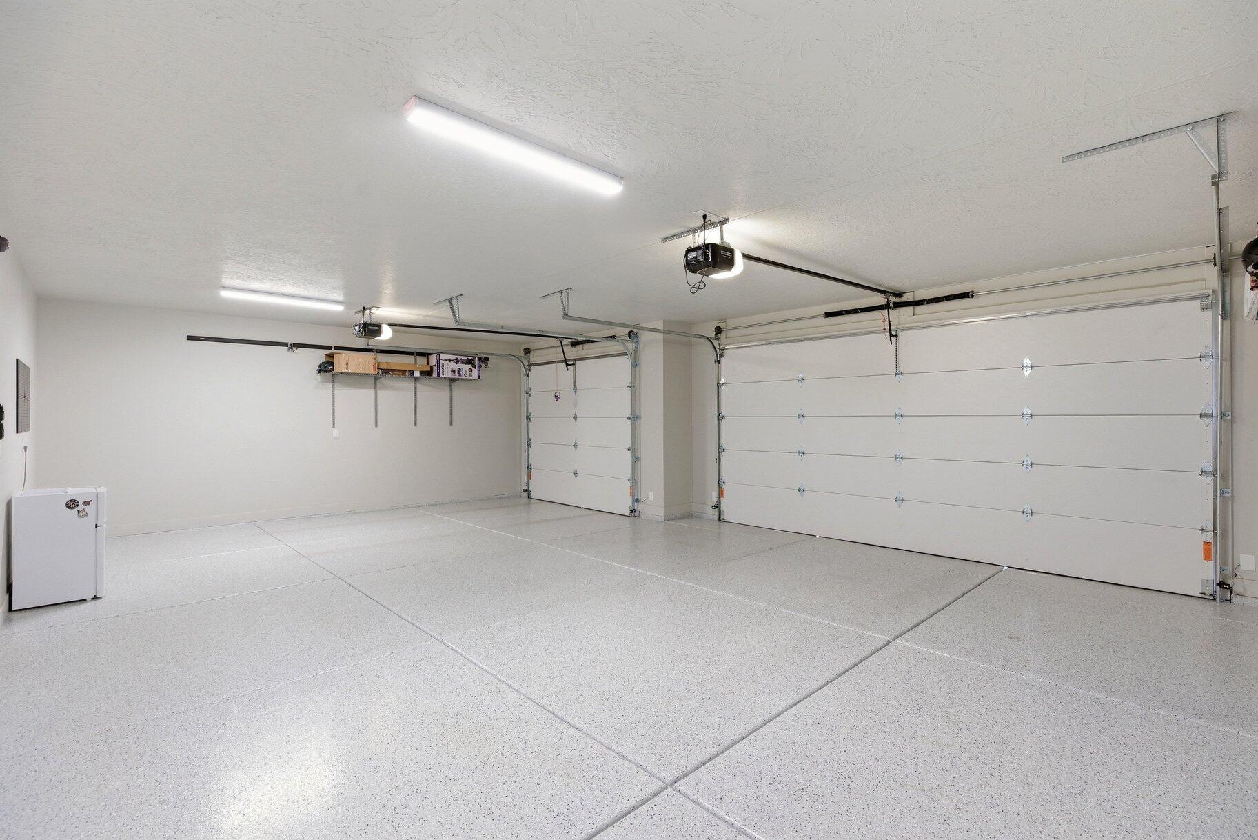 ROSALIA RIDGE AT DIVARIO - Residential