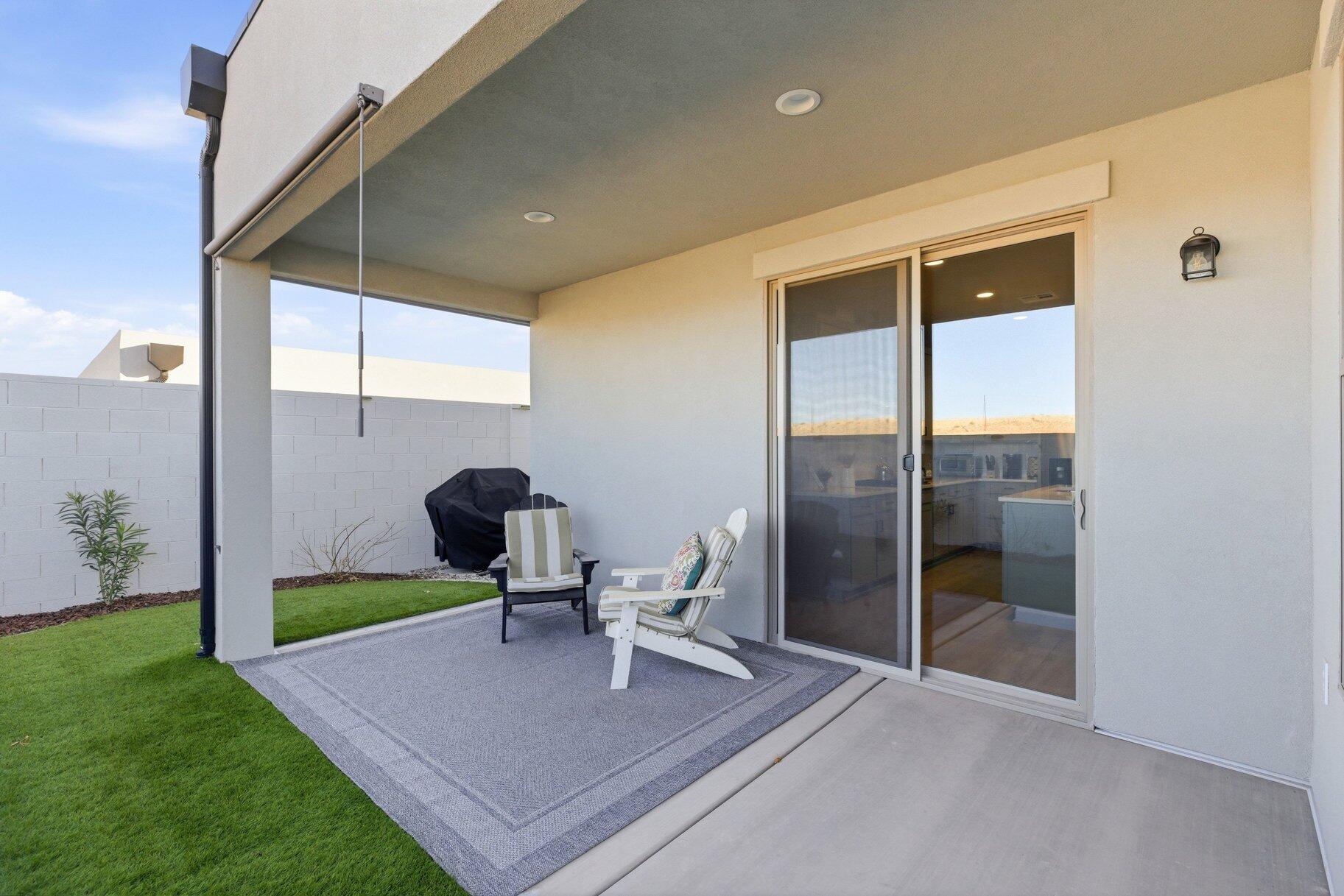 ROSALIA RIDGE AT DIVARIO - Residential