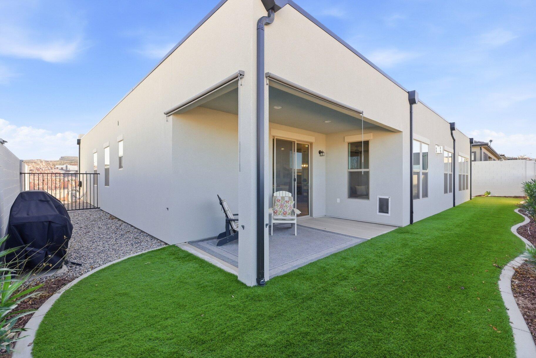 ROSALIA RIDGE AT DIVARIO - Residential