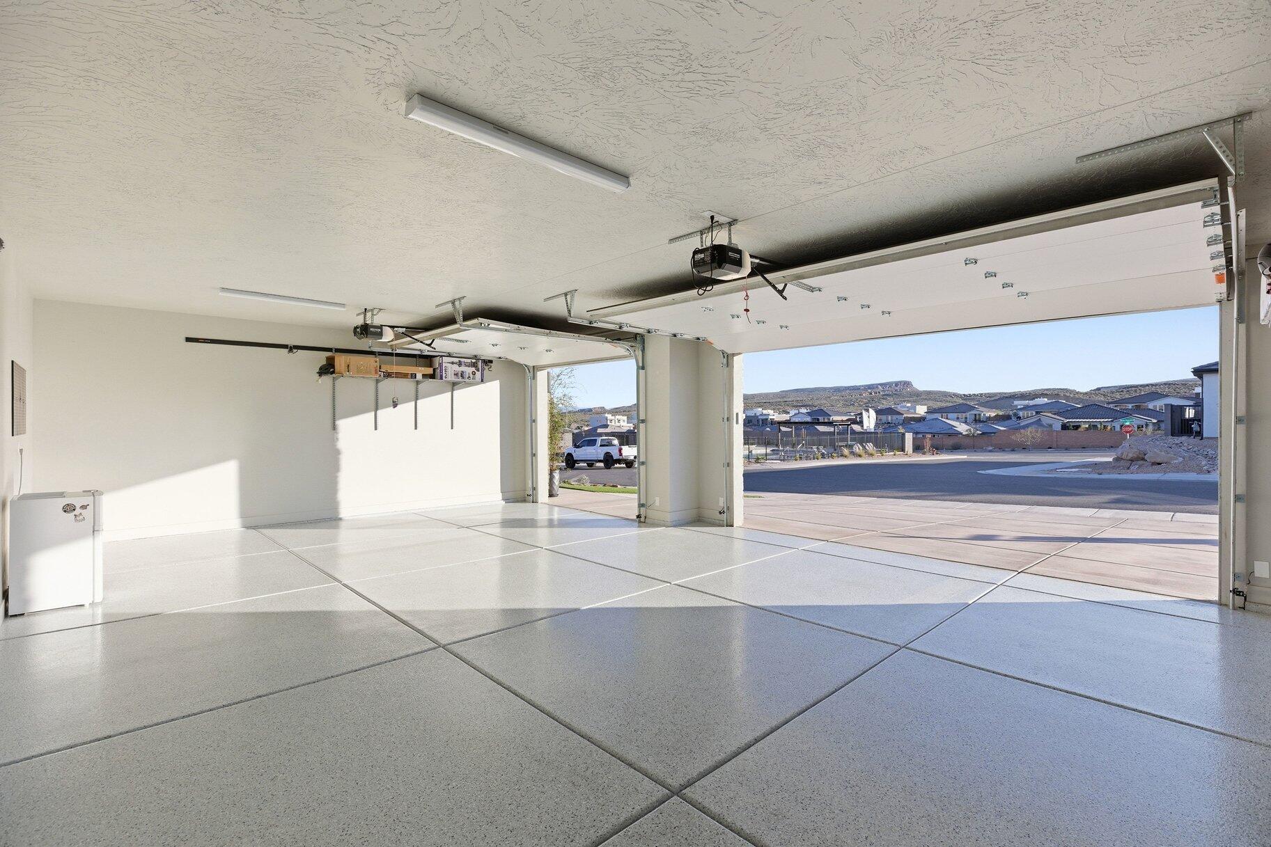 ROSALIA RIDGE AT DIVARIO - Residential