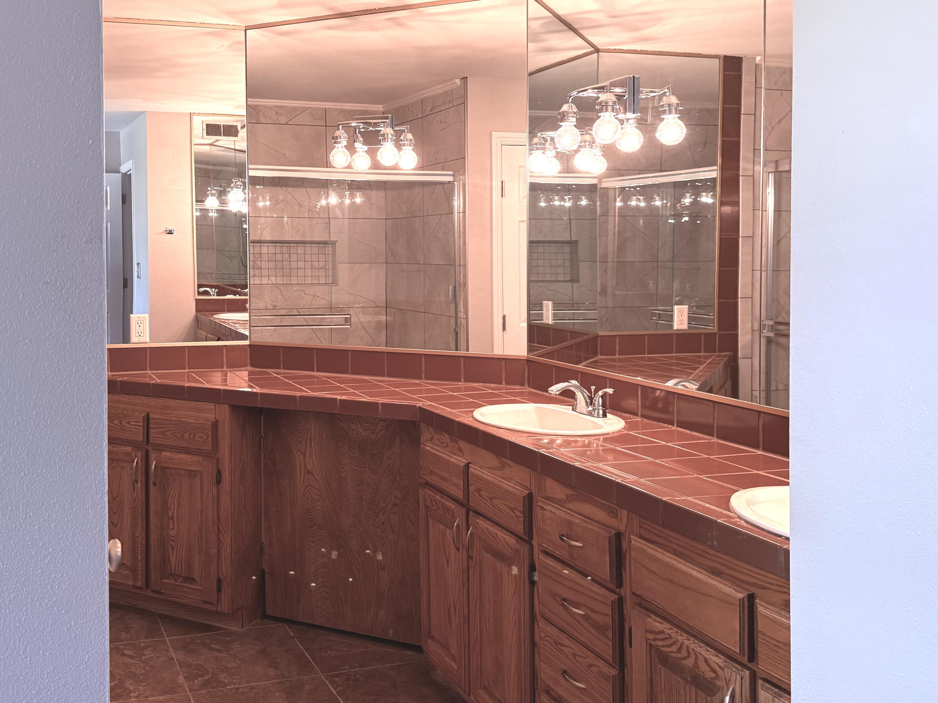 SPORTS VILLAGE - Residential