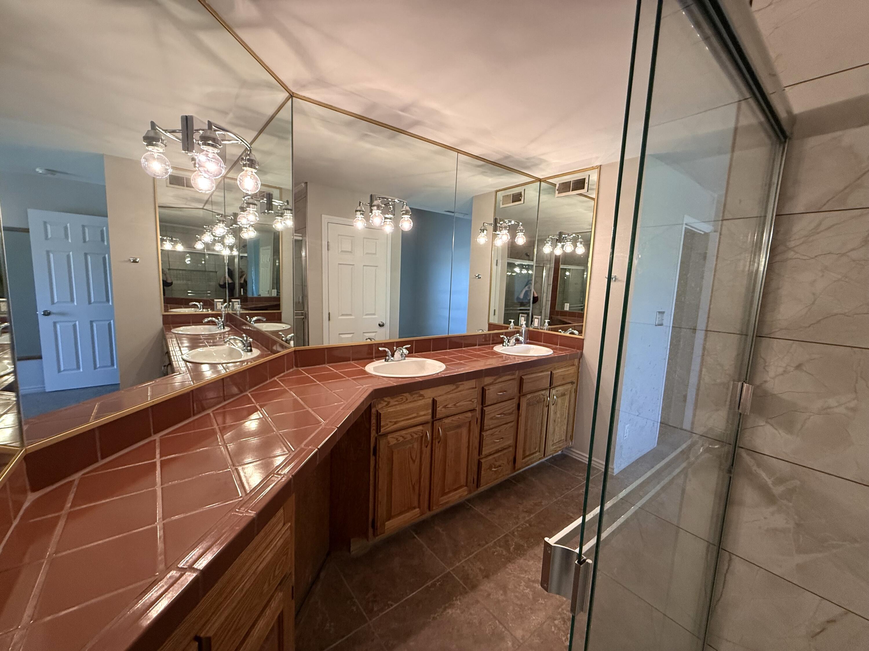 SPORTS VILLAGE - Residential