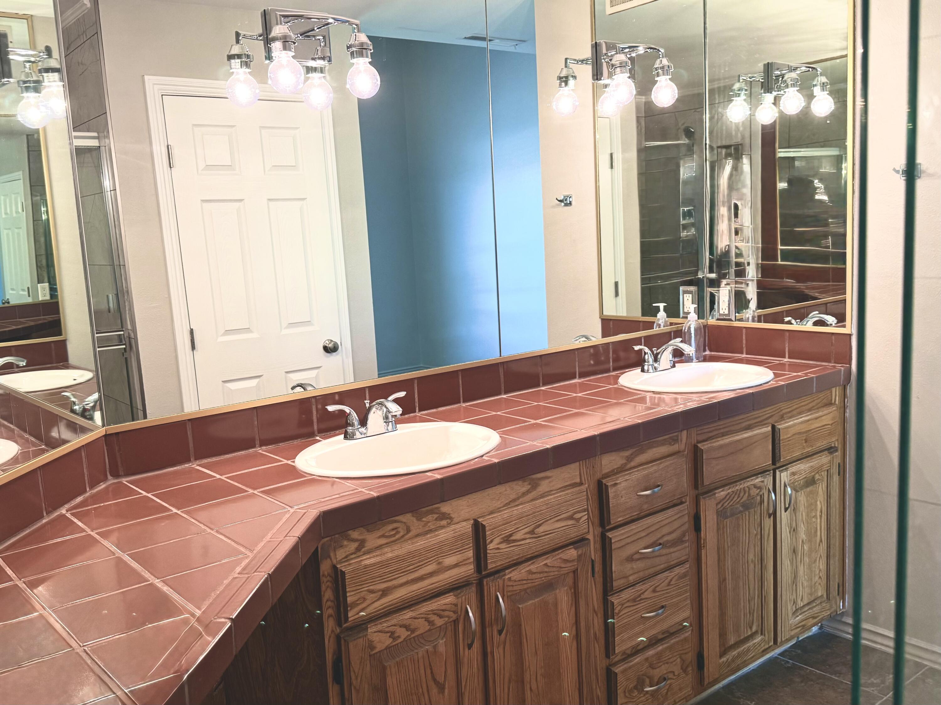 SPORTS VILLAGE - Residential