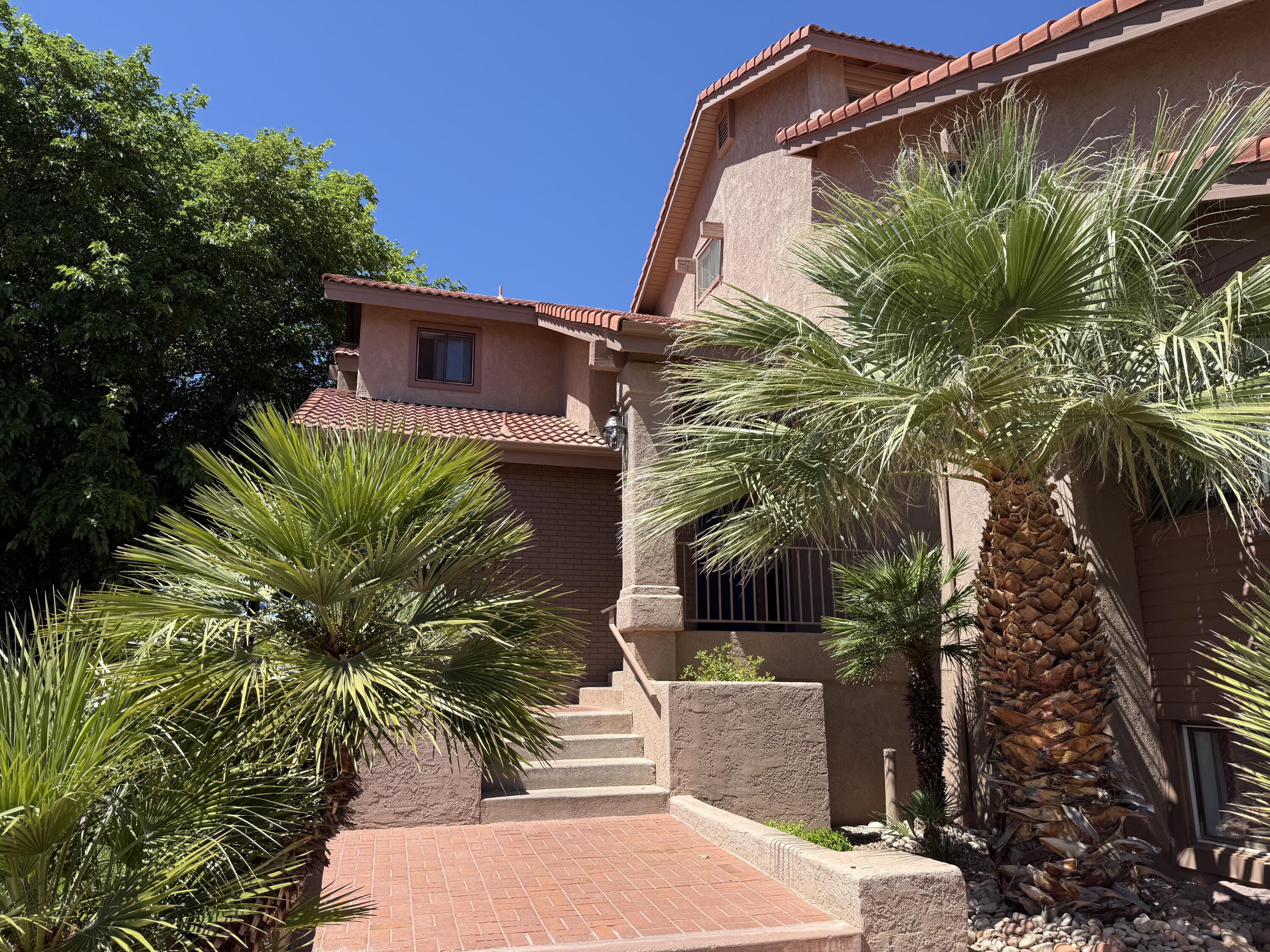 SPORTS VILLAGE - Residential