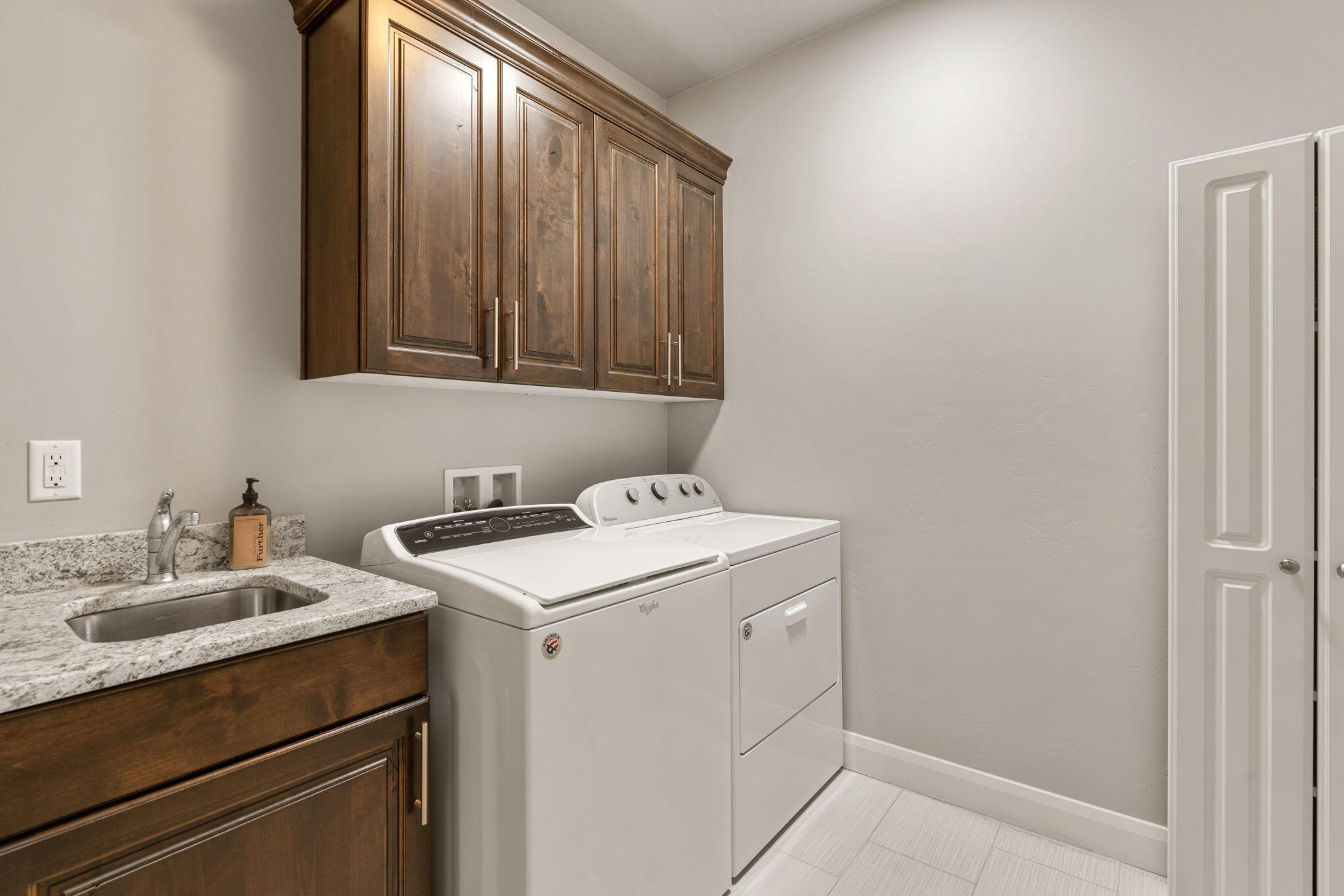 VILLA BONITA COURTYARDS - Residential