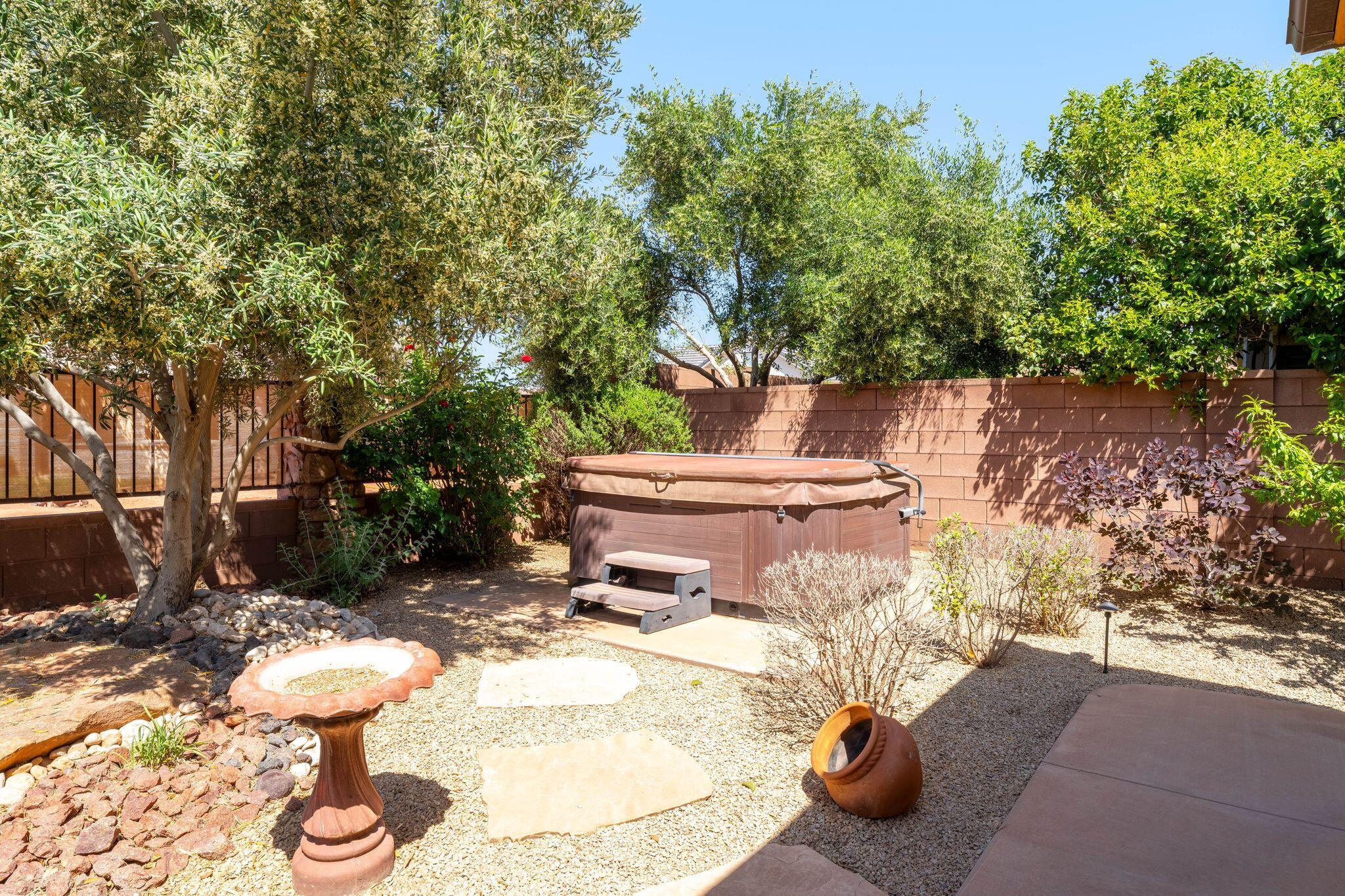 MEADOWS AT STUCKI FARMS - Residential