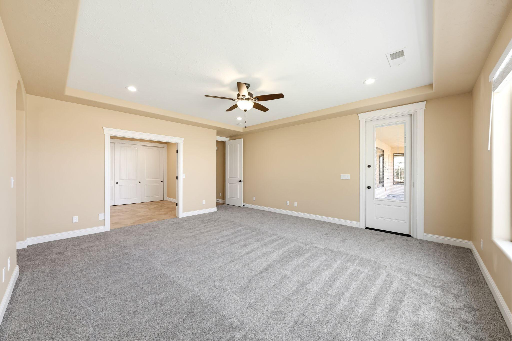 MEADOWS AT STUCKI FARMS - Residential