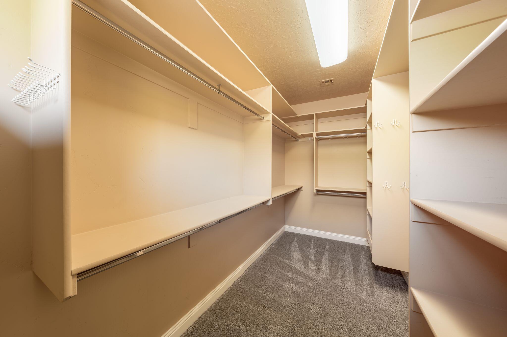 MEADOWS AT STUCKI FARMS - Residential