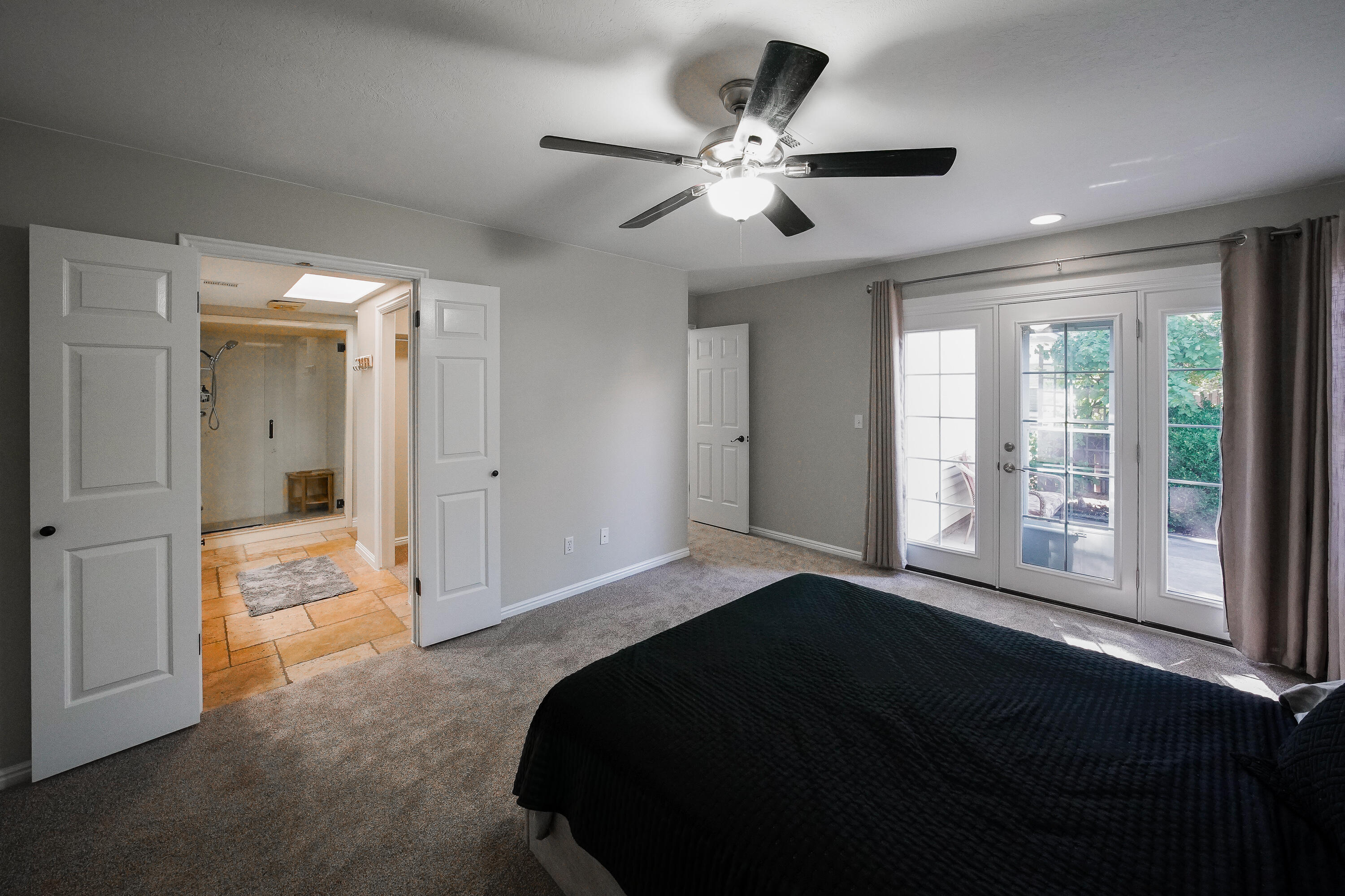 RED CANYON TOWNHOMES - Residential