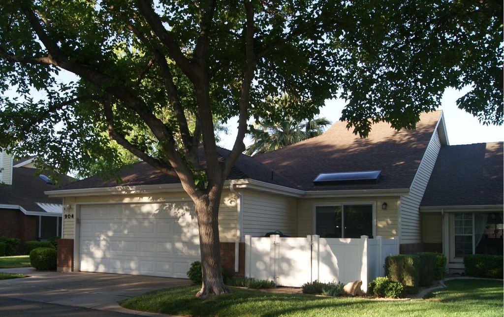 Photo of 845 N Valley View DR 904 #904, Saint George, UT 84770 (MLS # 26-271673)