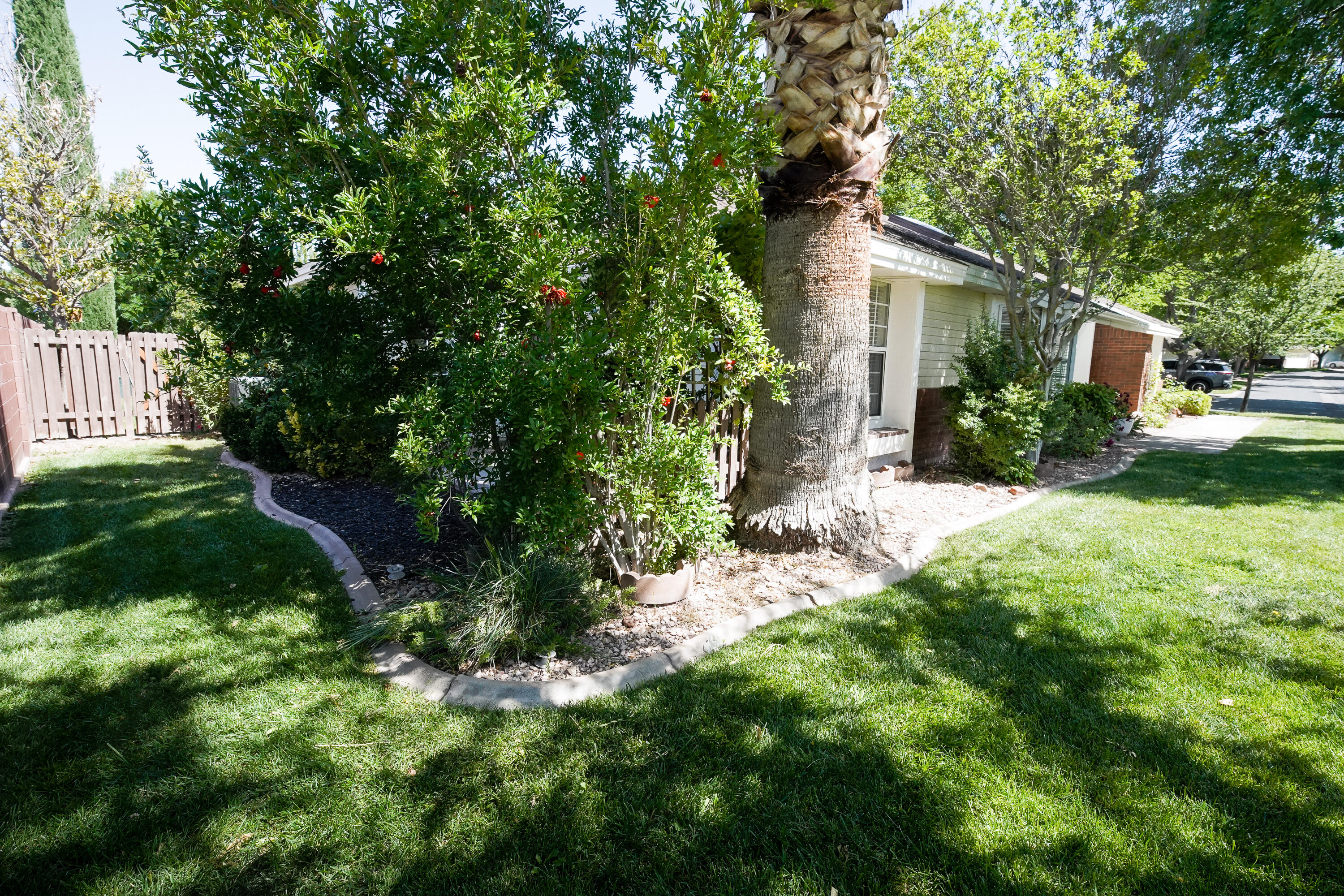 RED CANYON TOWNHOMES - Residential