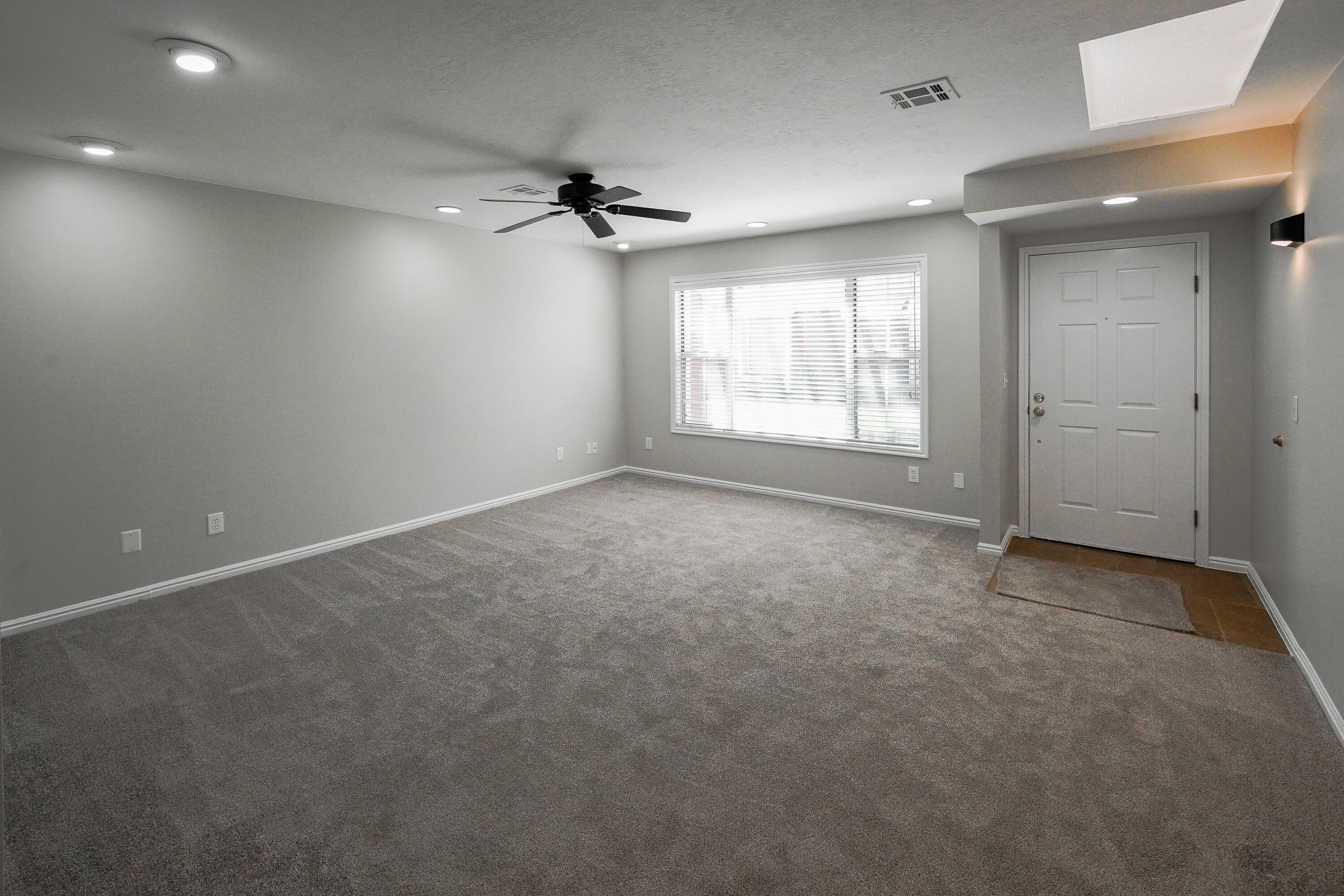 RED CANYON TOWNHOMES - Residential