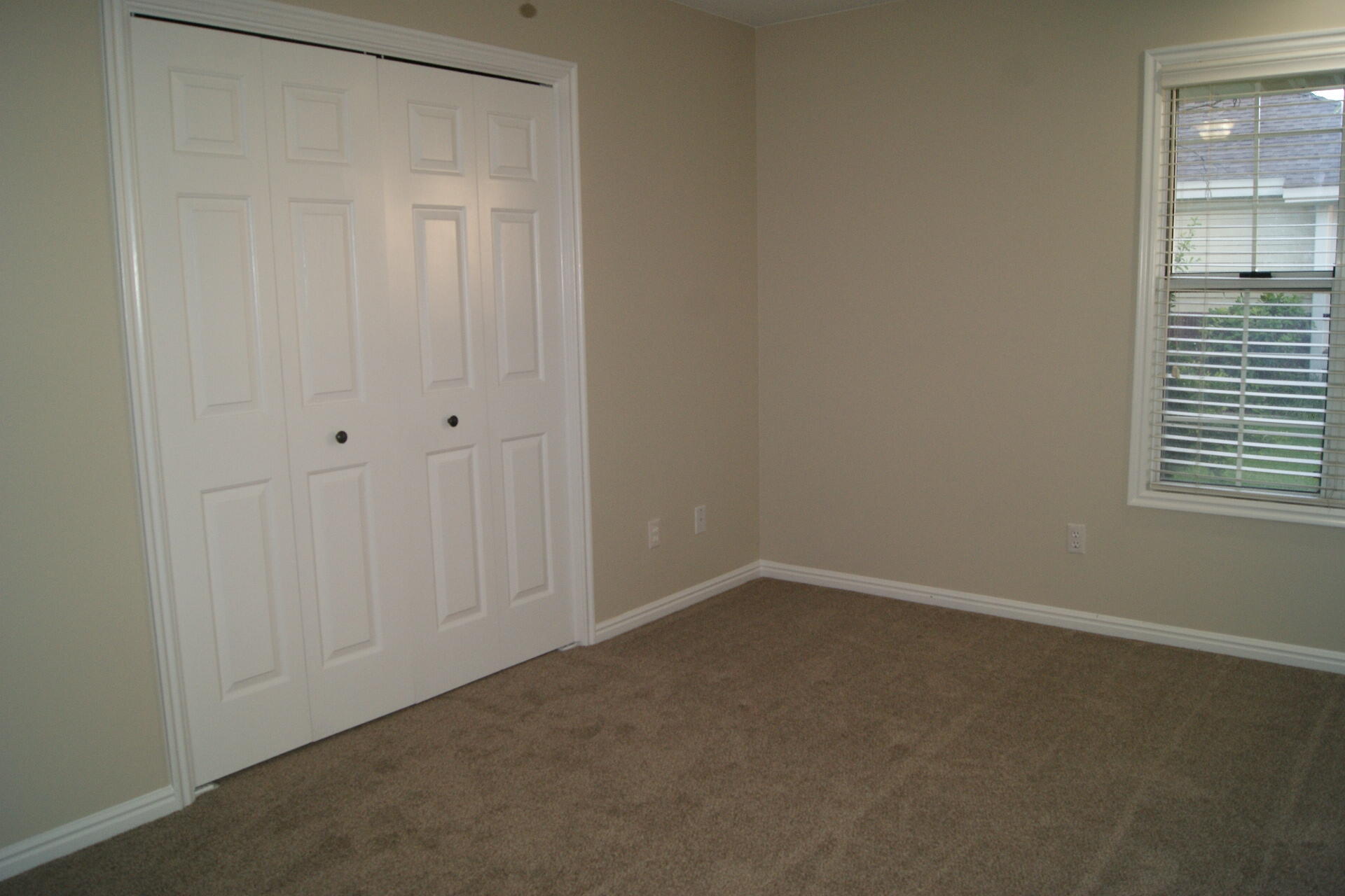 RED CANYON TOWNHOMES - Residential