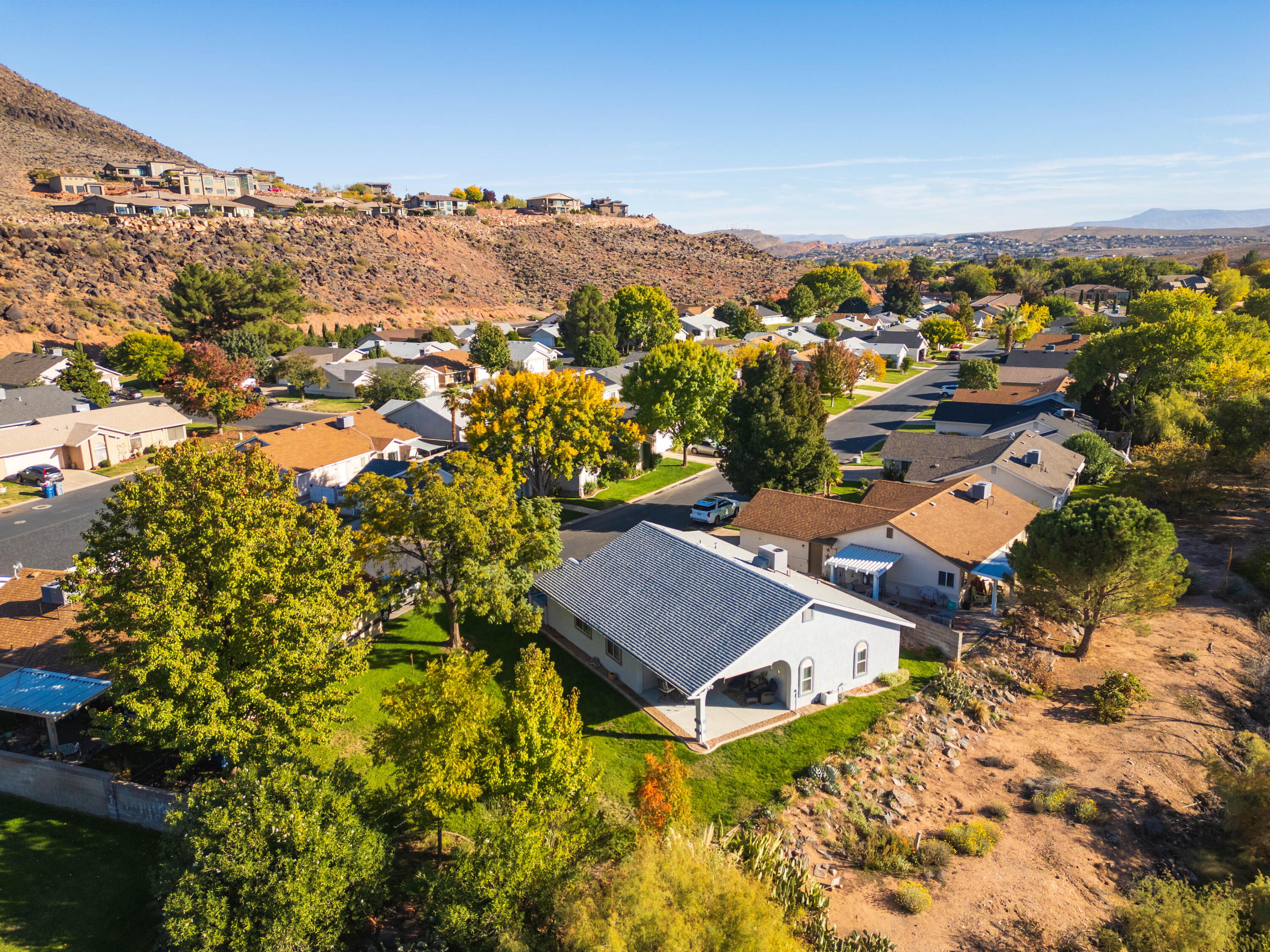 SHADOW CREEK - Residential