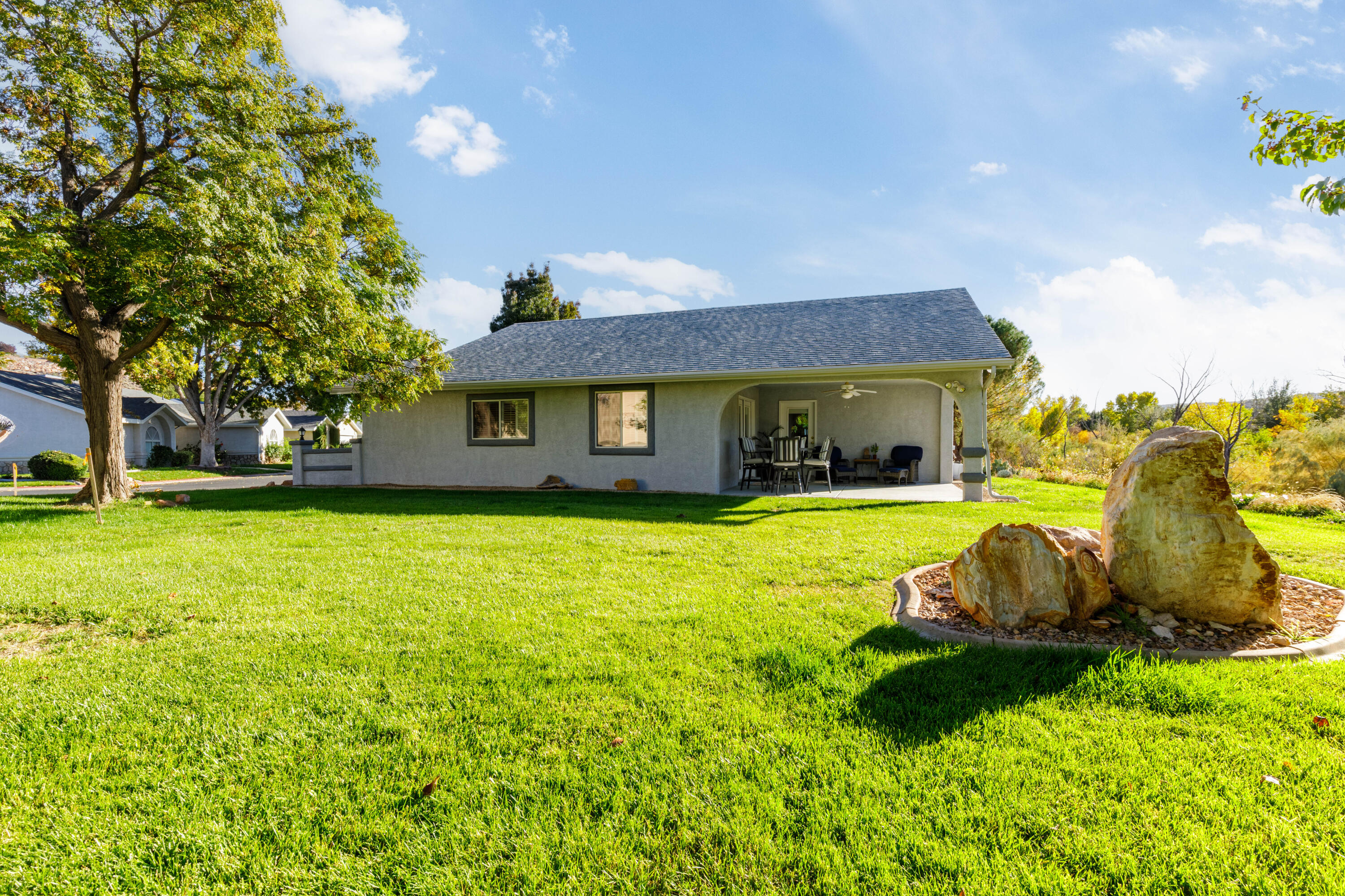 SHADOW CREEK - Residential