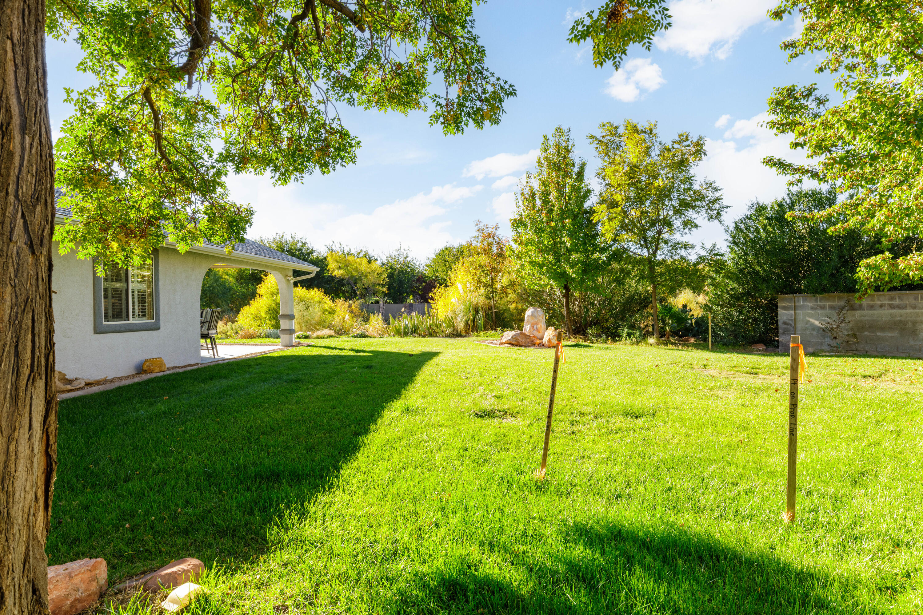 SHADOW CREEK - Residential