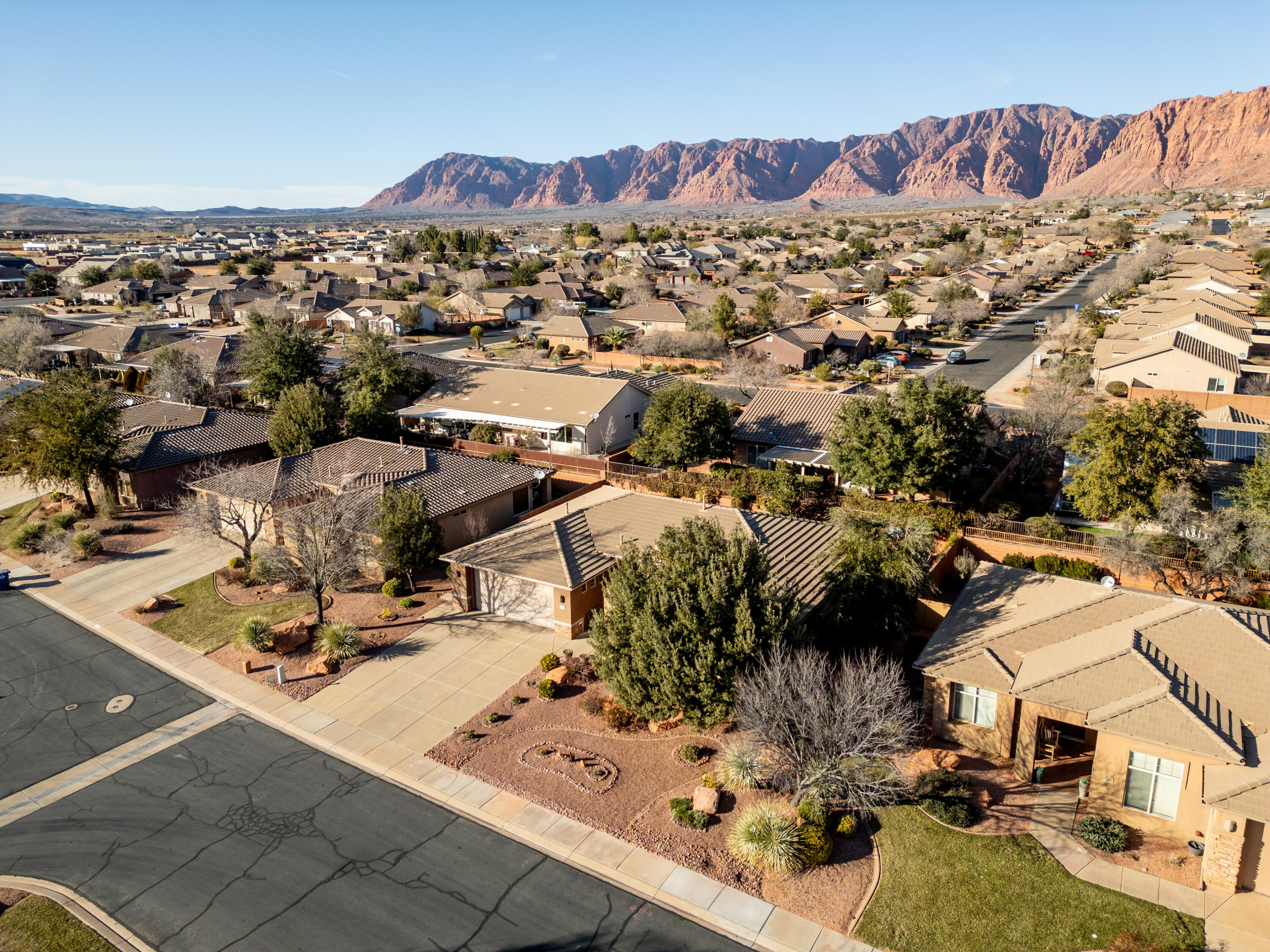 ANTHEM ESTATES - Residential