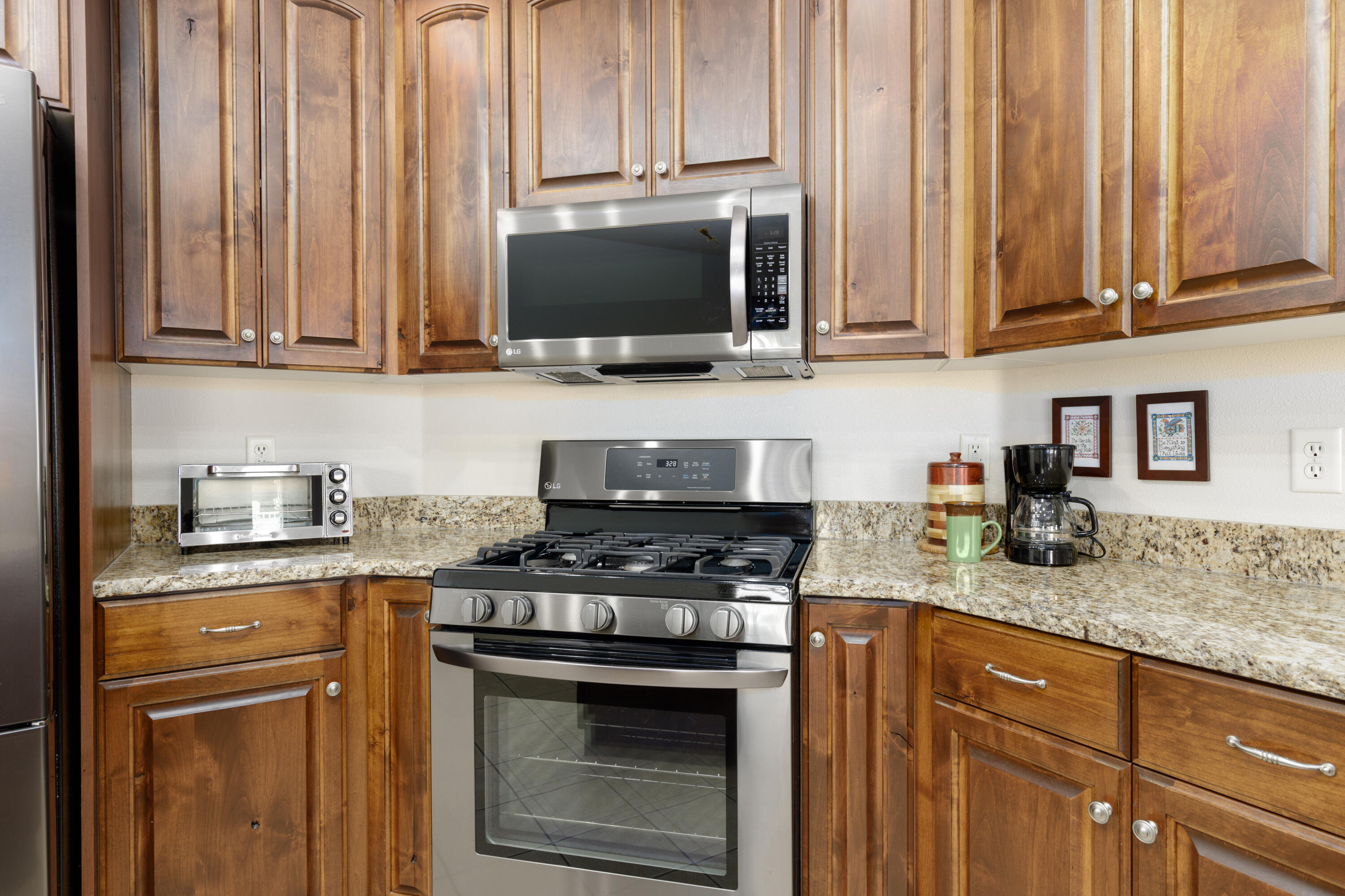 ANTHEM ESTATES - Residential