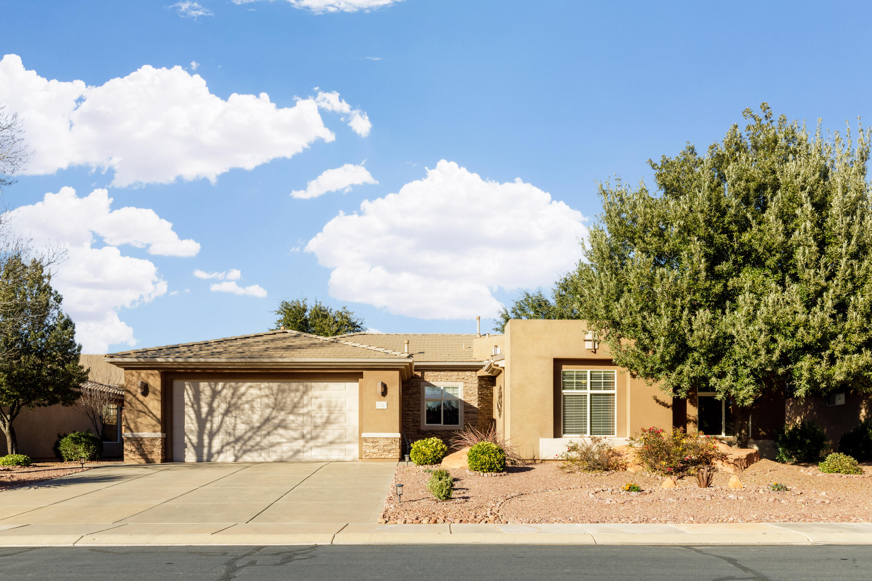 ANTHEM ESTATES - Residential