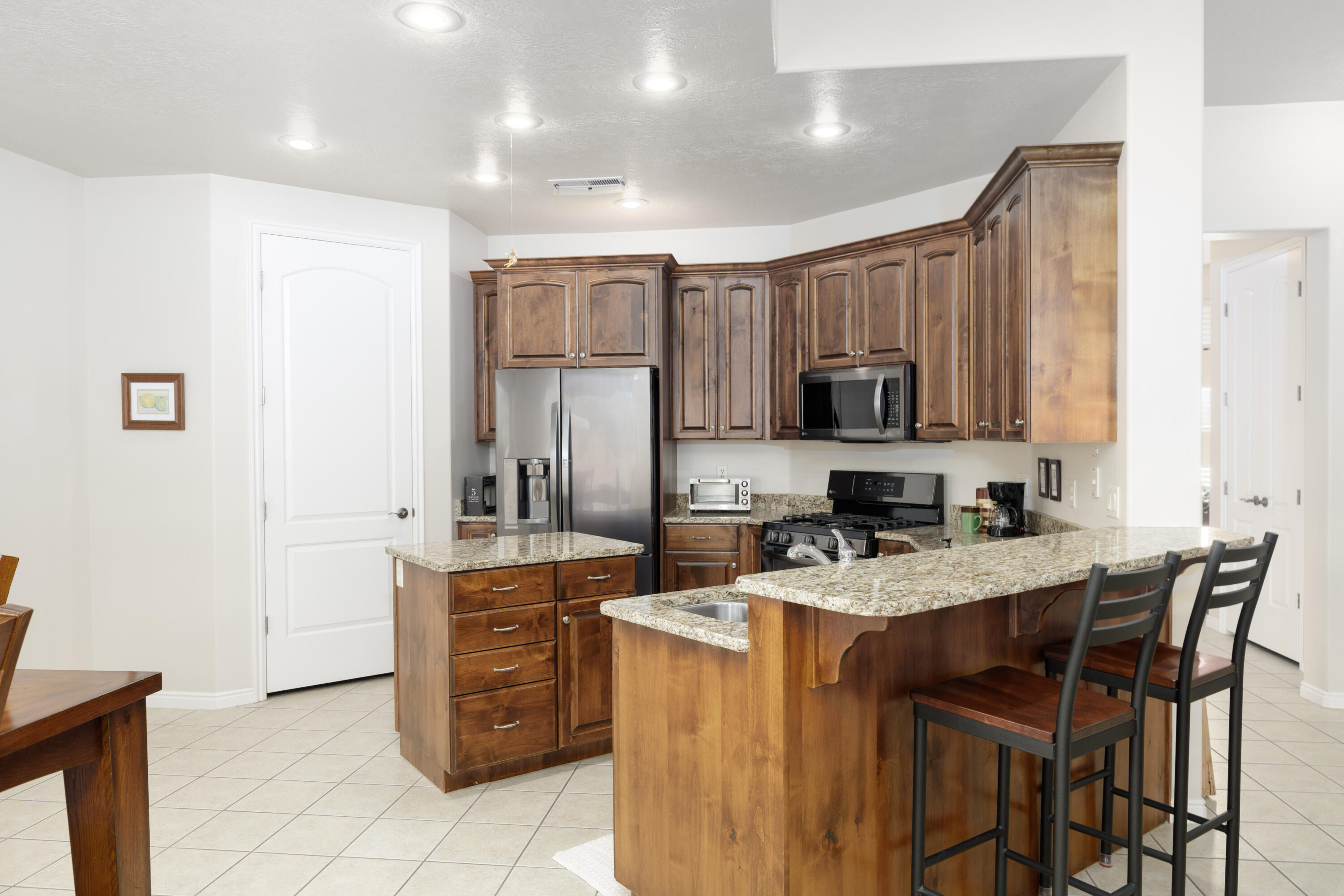 ANTHEM ESTATES - Residential