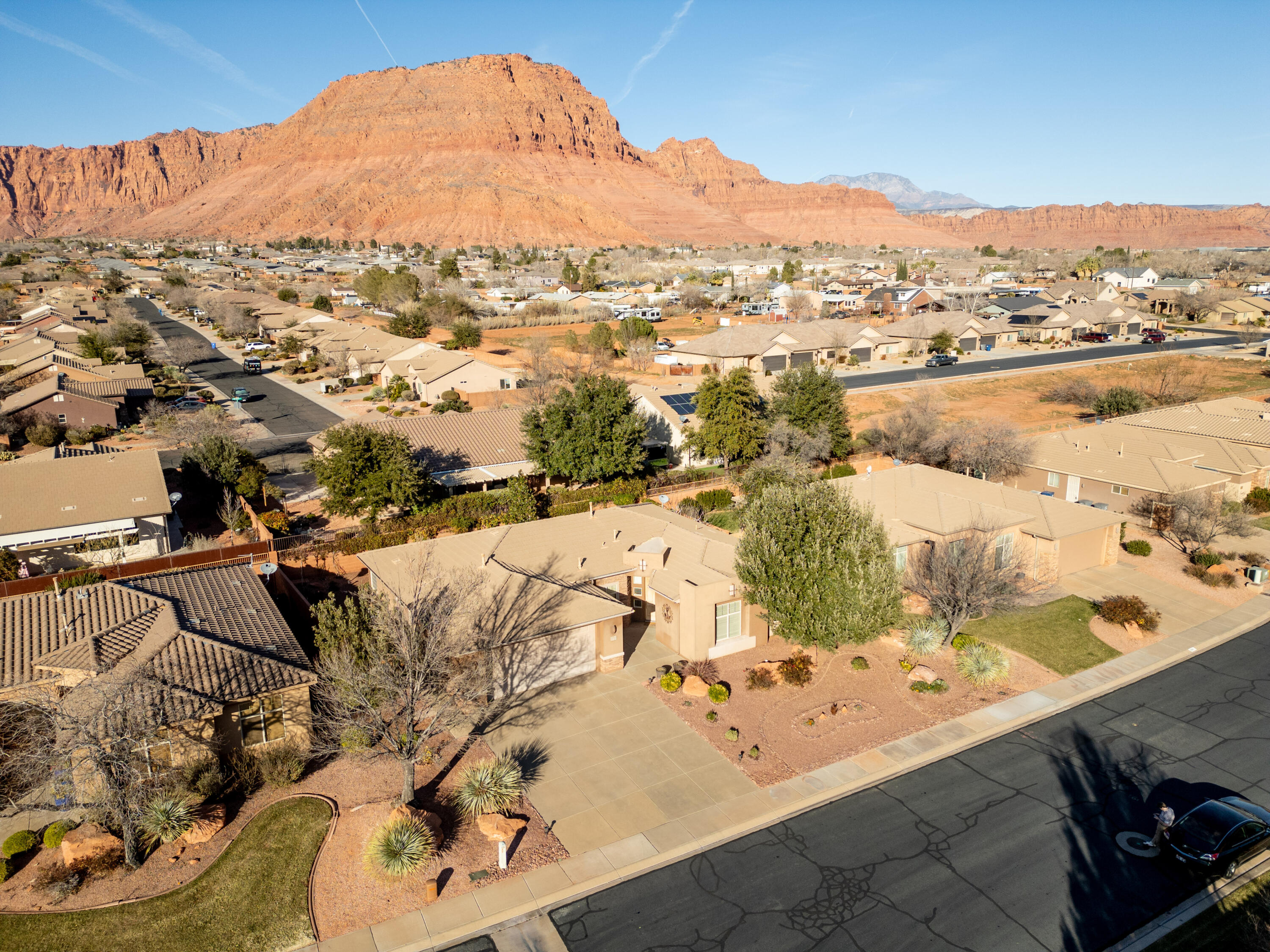 ANTHEM ESTATES - Residential