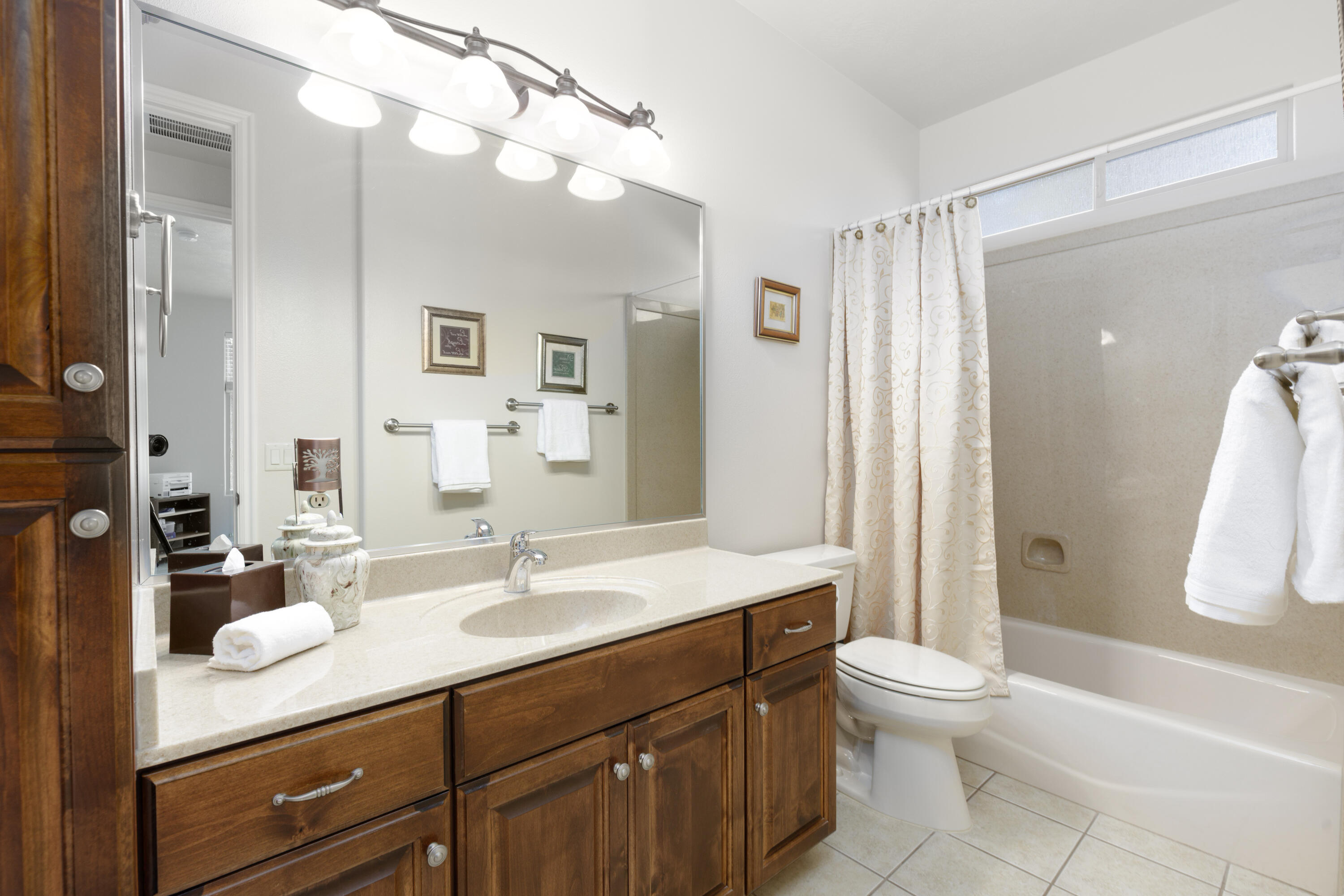 ANTHEM ESTATES - Residential