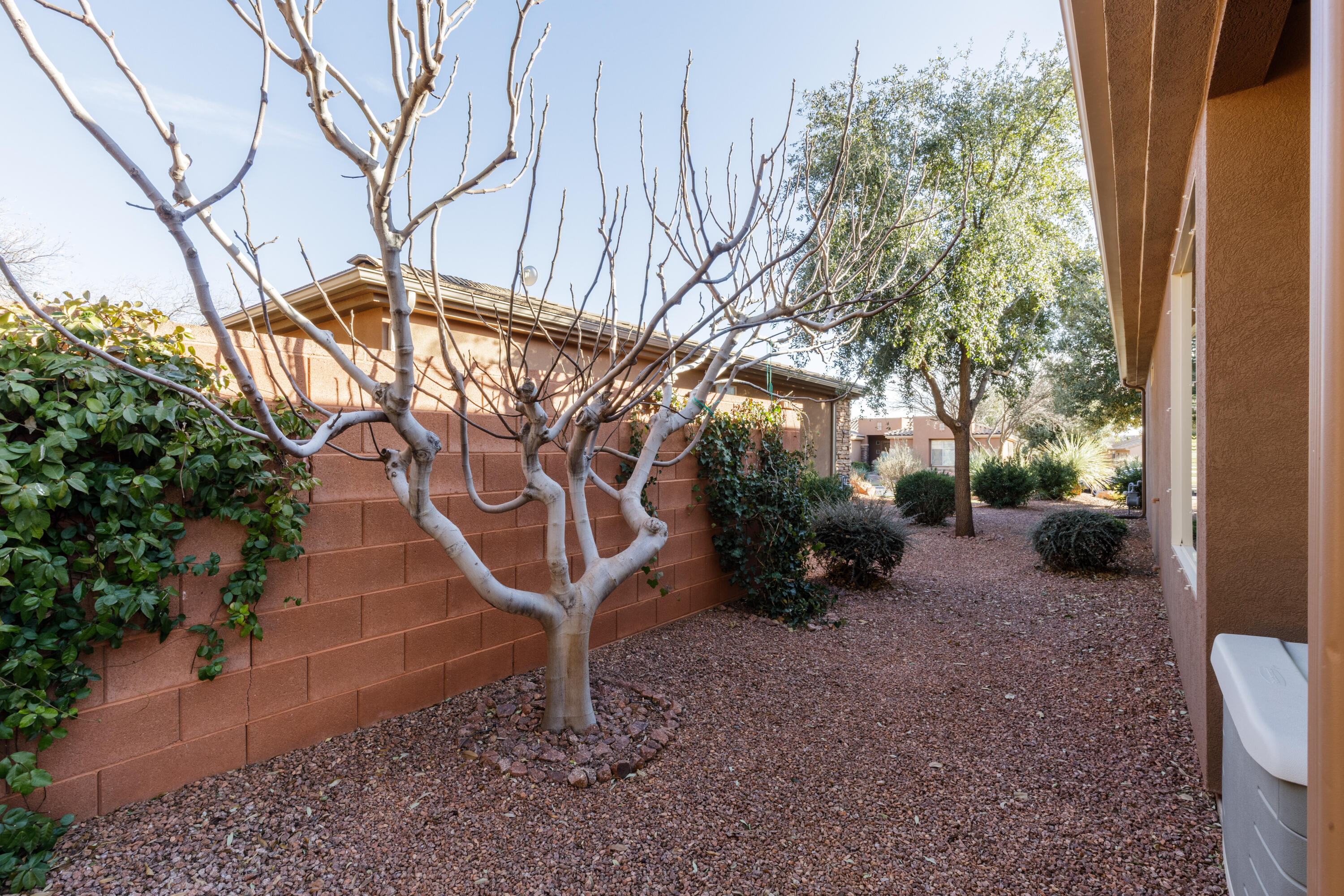 ANTHEM ESTATES - Residential