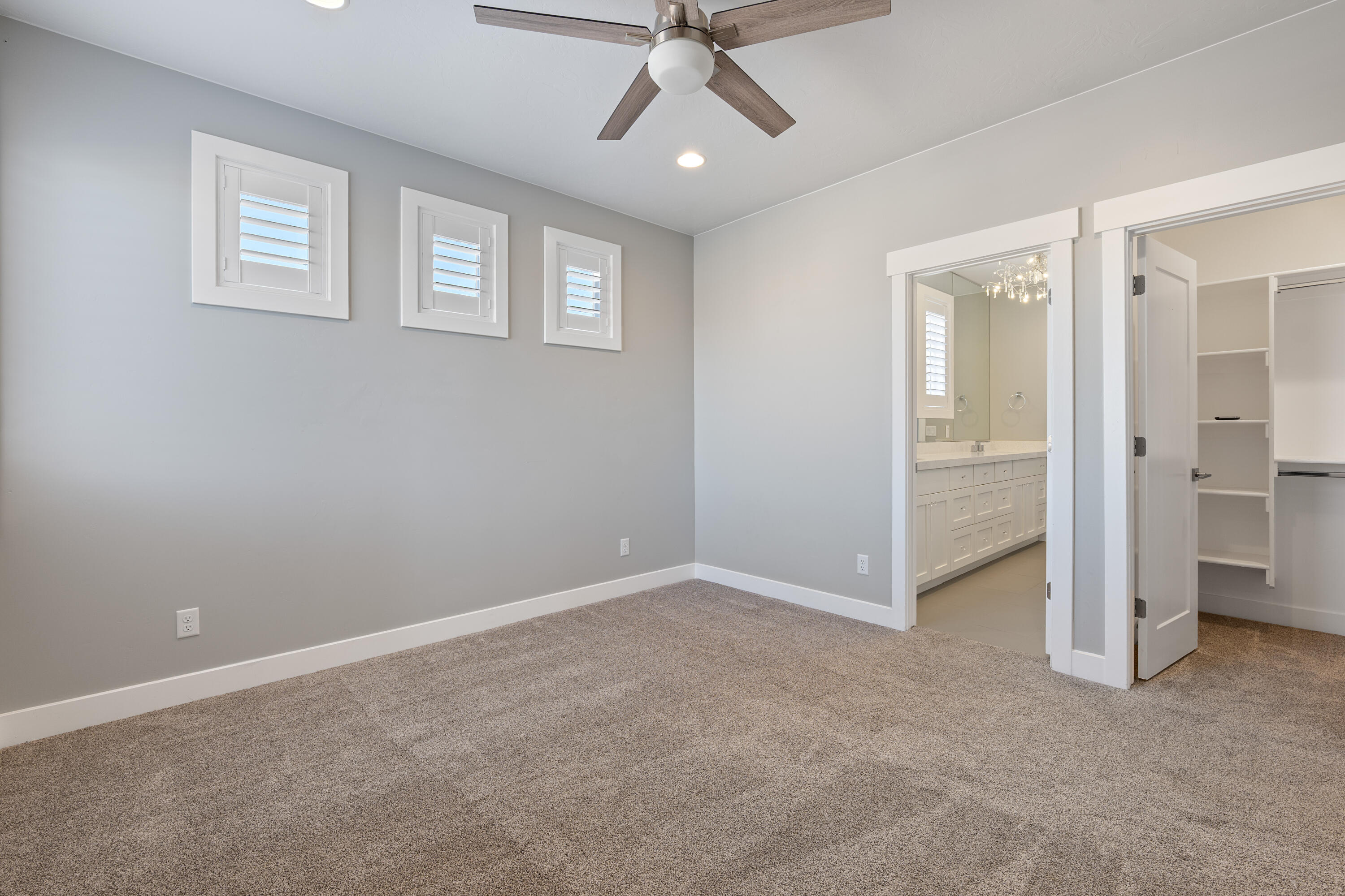 SILVER FALLS AT WASHINGTON BENCH - Residential