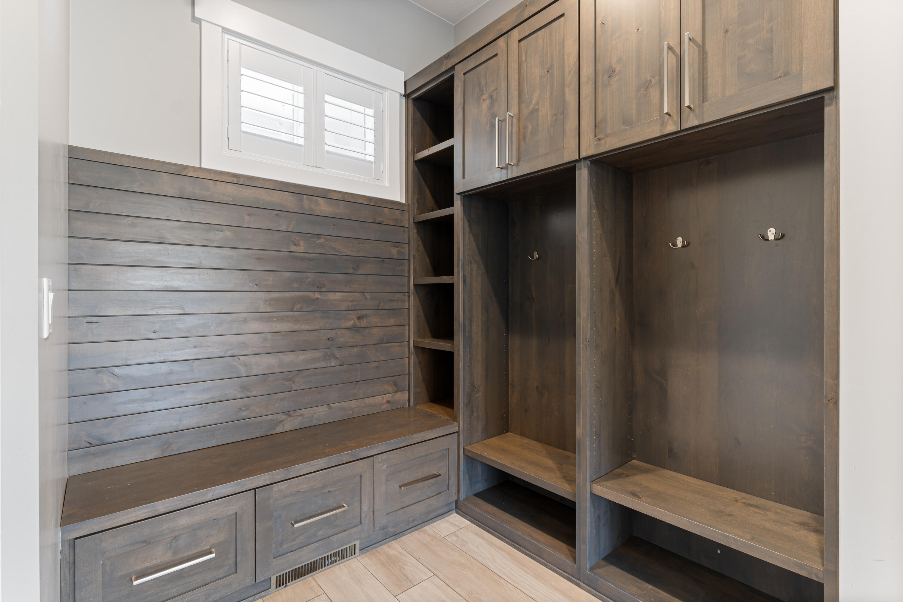 SILVER FALLS AT WASHINGTON BENCH - Residential